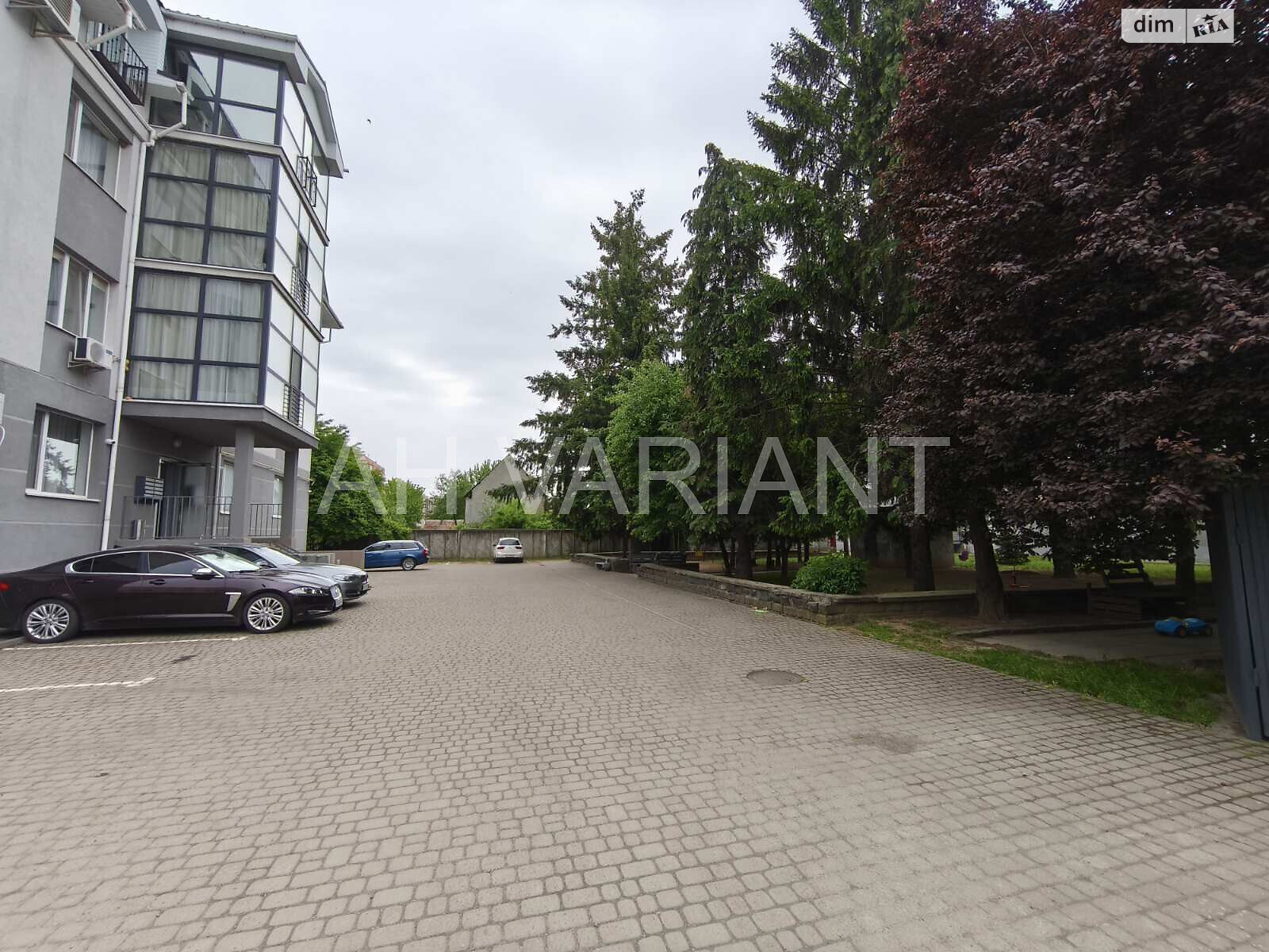 Продаж двокімнатної квартири в Ужгороді, на вул. Капушанська, фото 1 Продаж двокімнатної квартири в Ужгороді, на вул. Капушанська, фото 1