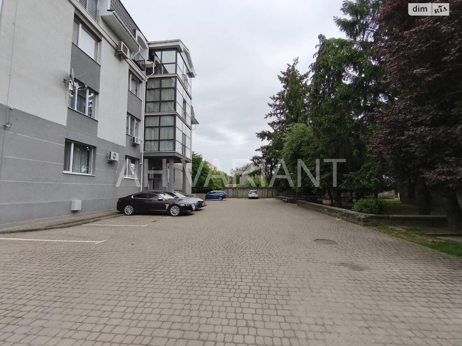 Продаж двокімнатної квартири в Ужгороді, на вул. Капушанська, фото 1 Продаж двокімнатної квартири в Ужгороді, на вул. Капушанська, фото 1