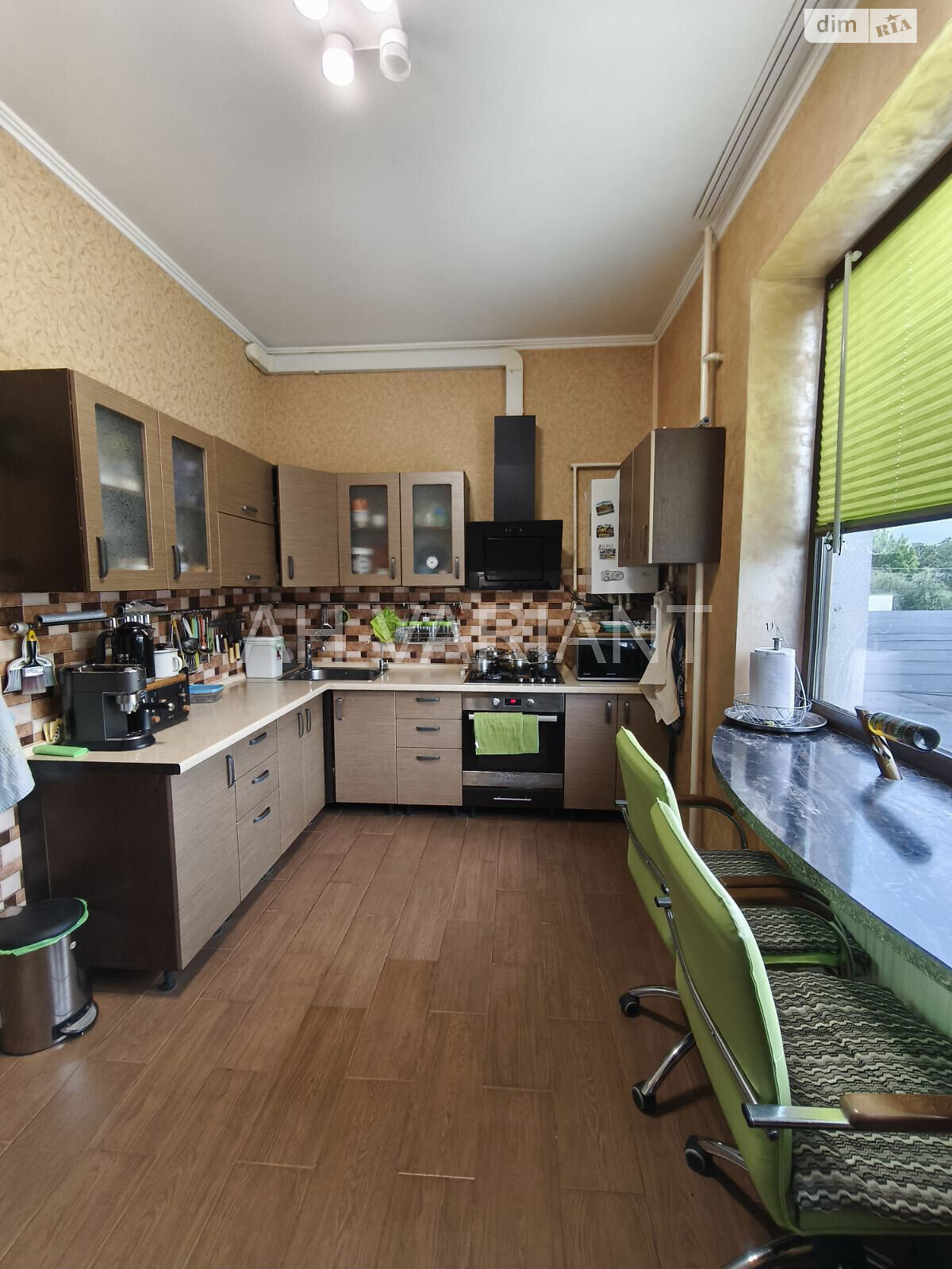 Продаж двокімнатної квартири в Ужгороді, на вул. Капушанська, фото 1 Продаж двокімнатної квартири в Ужгороді, на вул. Капушанська, фото 1