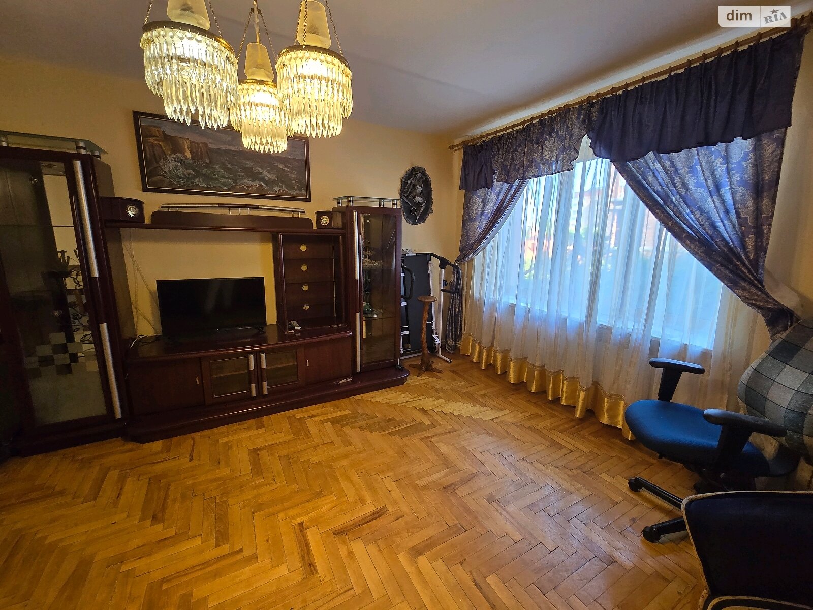 Продаж чотирикімнатної квартири в Ужгороді, на вул. Капушанська 132, фото 1