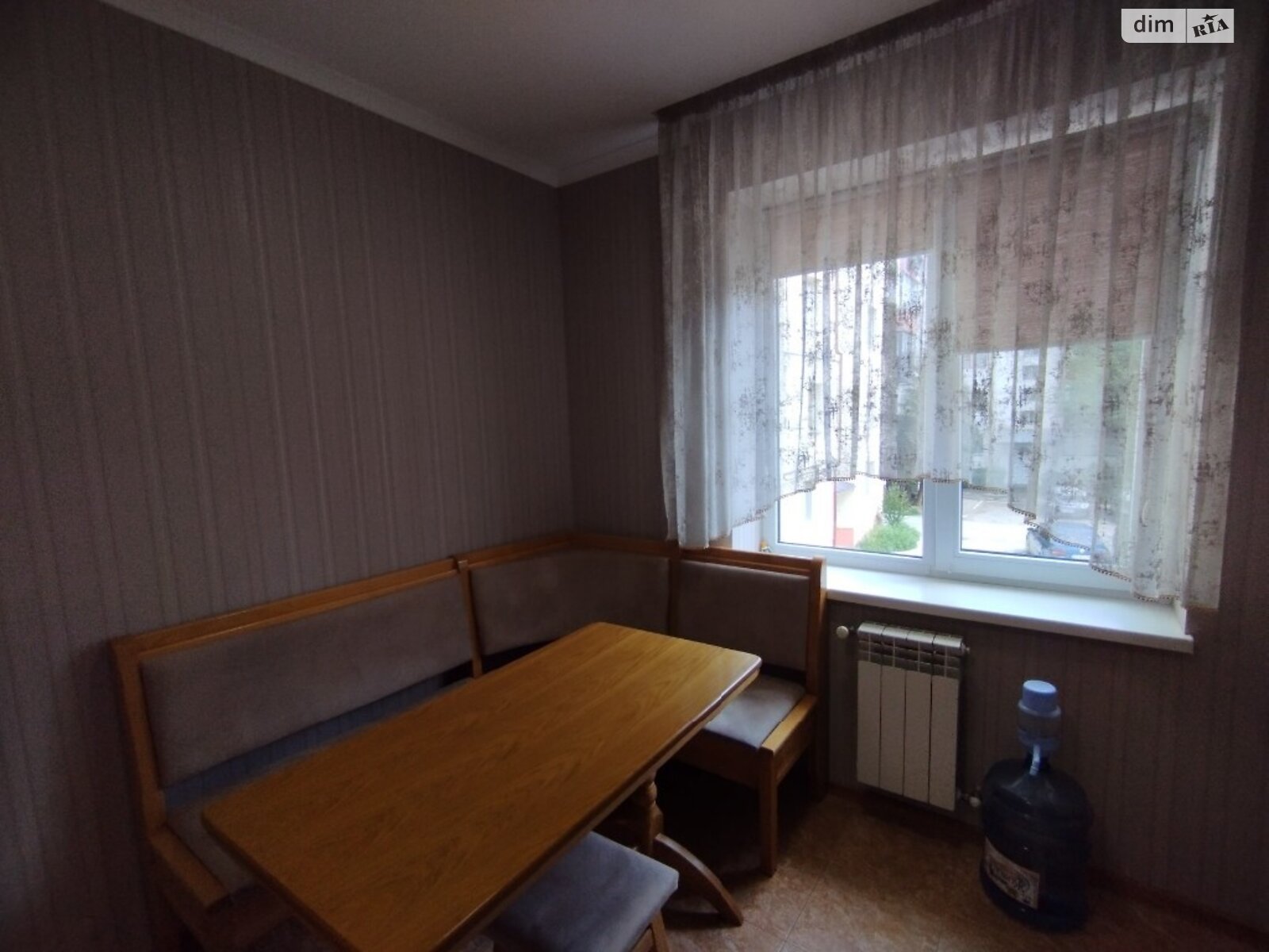 Продаж двокімнатної квартири в Ужгороді, на вул. Кармелюка, фото 1