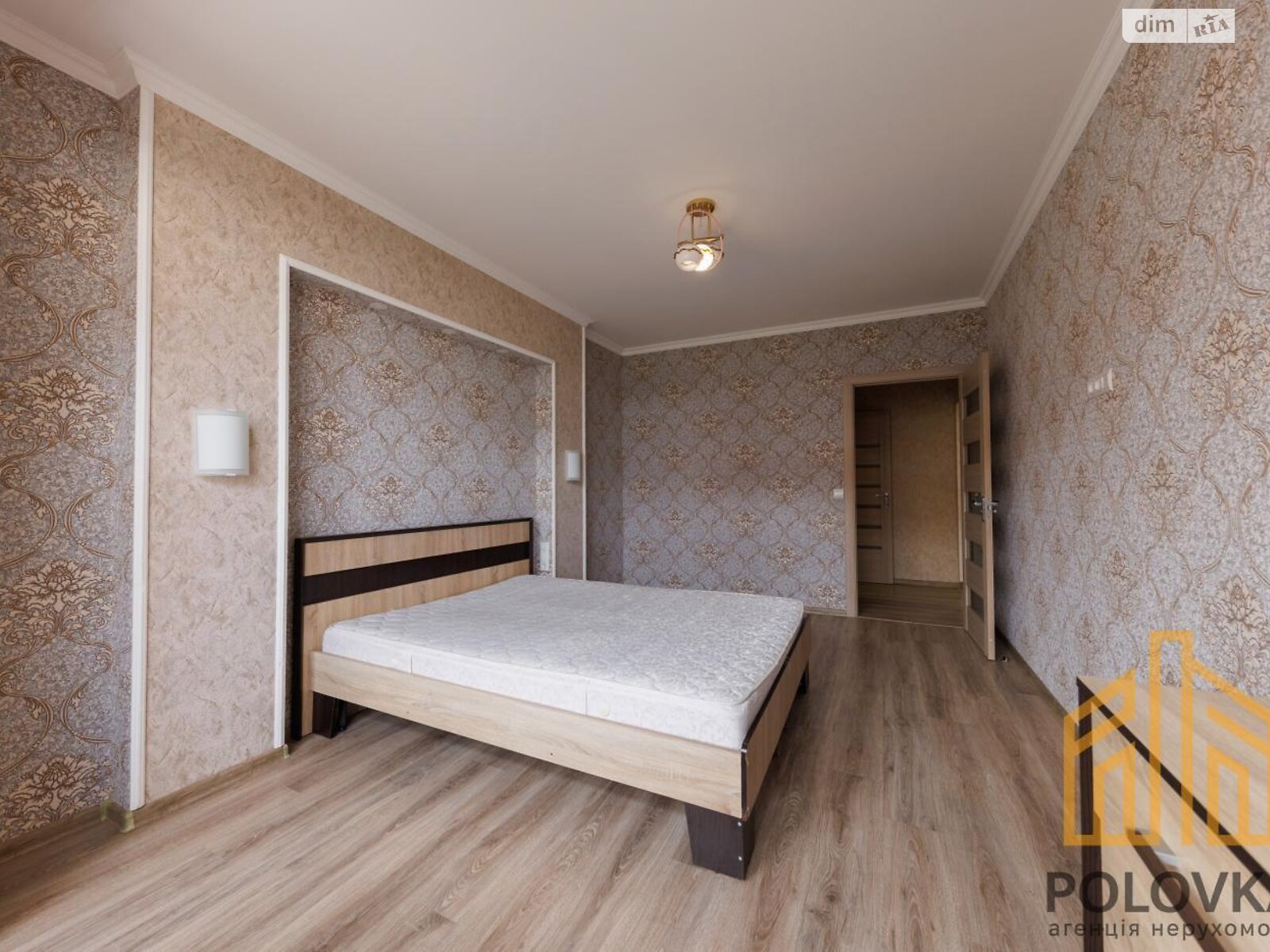 Продаж двокімнатної квартири в Ужгороді, на вул. Єньковська 27, район Компотний фото 1 Продаж двокімнатної квартири в Ужгороді, на вул. Єньковська 27, район Компотний фото 1