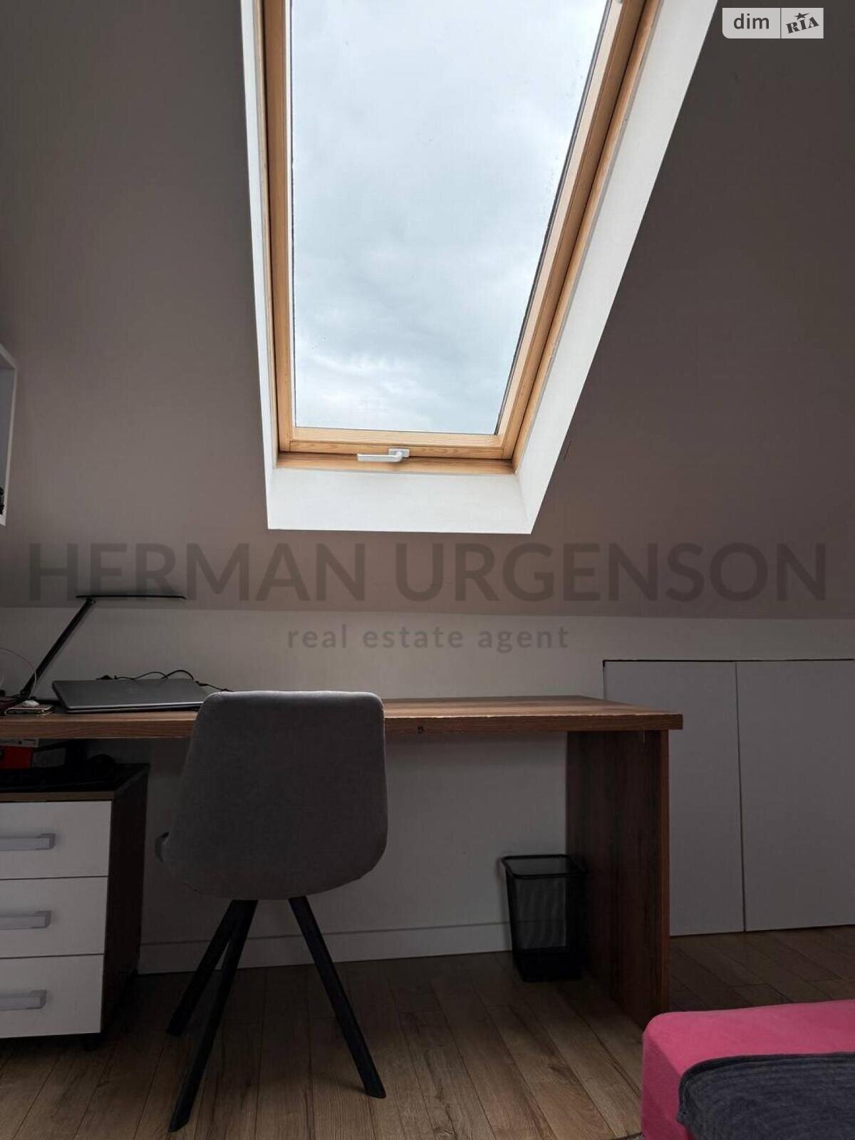 Продажа трехкомнатной квартиры в Ужгороде, на ул. Енковская, район Компотный фото 1 Продажа трехкомнатной квартиры в Ужгороде, на ул. Енковская, район Компотный фото 1