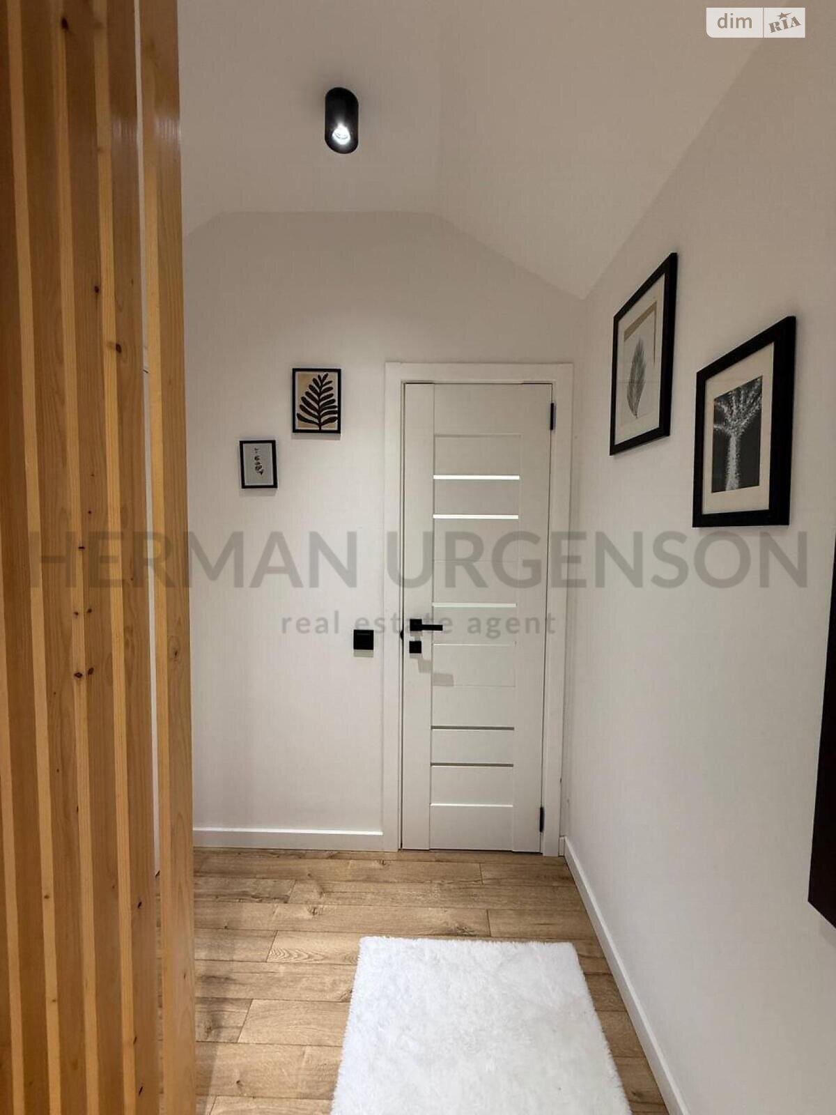 Продажа трехкомнатной квартиры в Ужгороде, на ул. Енковская, район Компотный фото 1 Продажа трехкомнатной квартиры в Ужгороде, на ул. Енковская, район Компотный фото 1