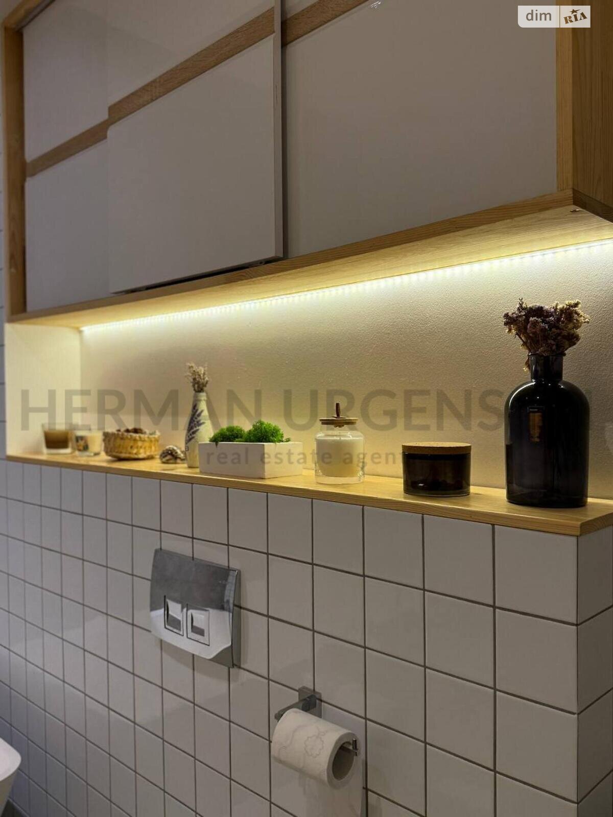 Продажа трехкомнатной квартиры в Ужгороде, на ул. Енковская, район Компотный фото 1 Продажа трехкомнатной квартиры в Ужгороде, на ул. Енковская, район Компотный фото 1