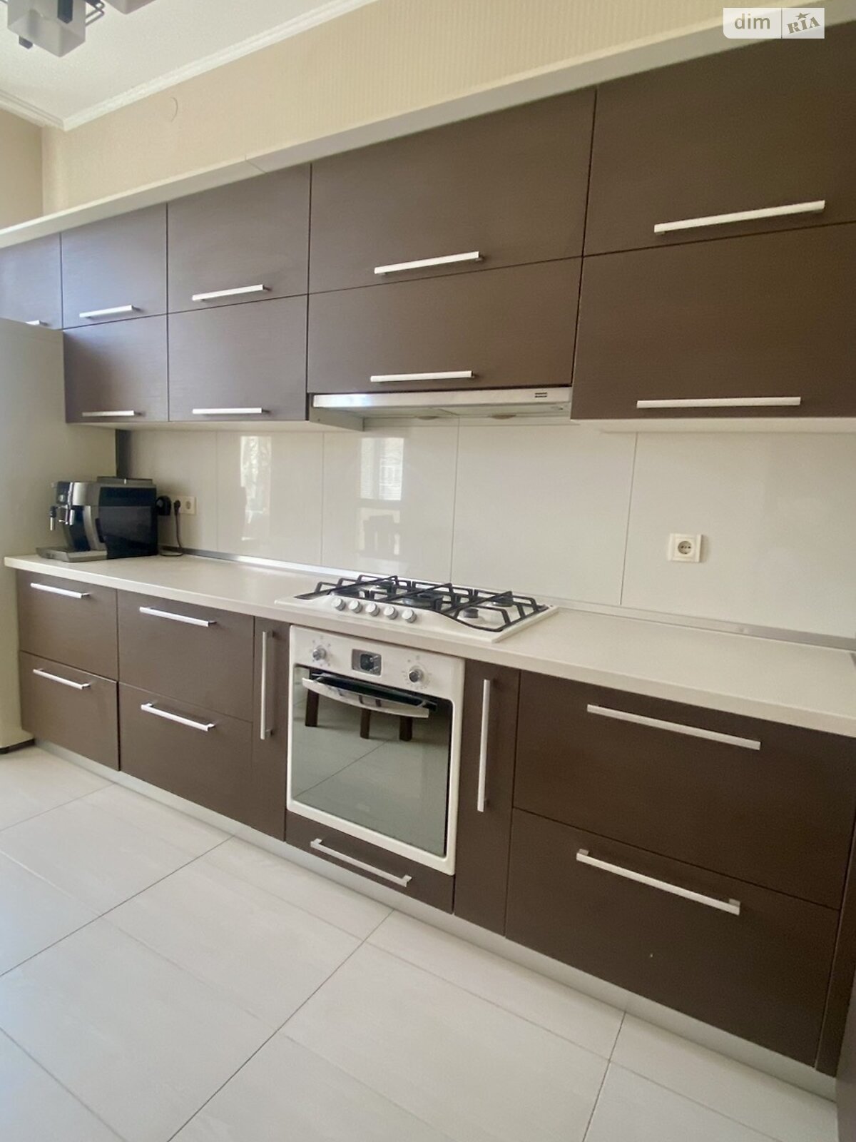 Продаж трикімнатної квартири в Ужгороді, на вул. Вишнева 24, район Компотний фото 1 Продаж трикімнатної квартири в Ужгороді, на вул. Вишнева 24, район Компотний фото 1