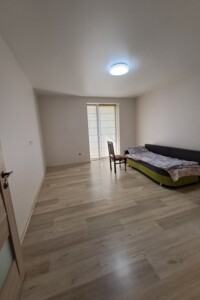 Продаж однокімнатної квартири в Ужгороді, на вул. Національної Гвардії 51В, район Компотний фото 2
