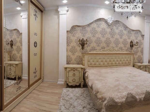 Продажа трехкомнатной квартиры в Ужгороде, на ул. Еньковская, район Компотный фото 1 Продажа трехкомнатной квартиры в Ужгороде, на ул. Еньковская, район Компотный фото 1