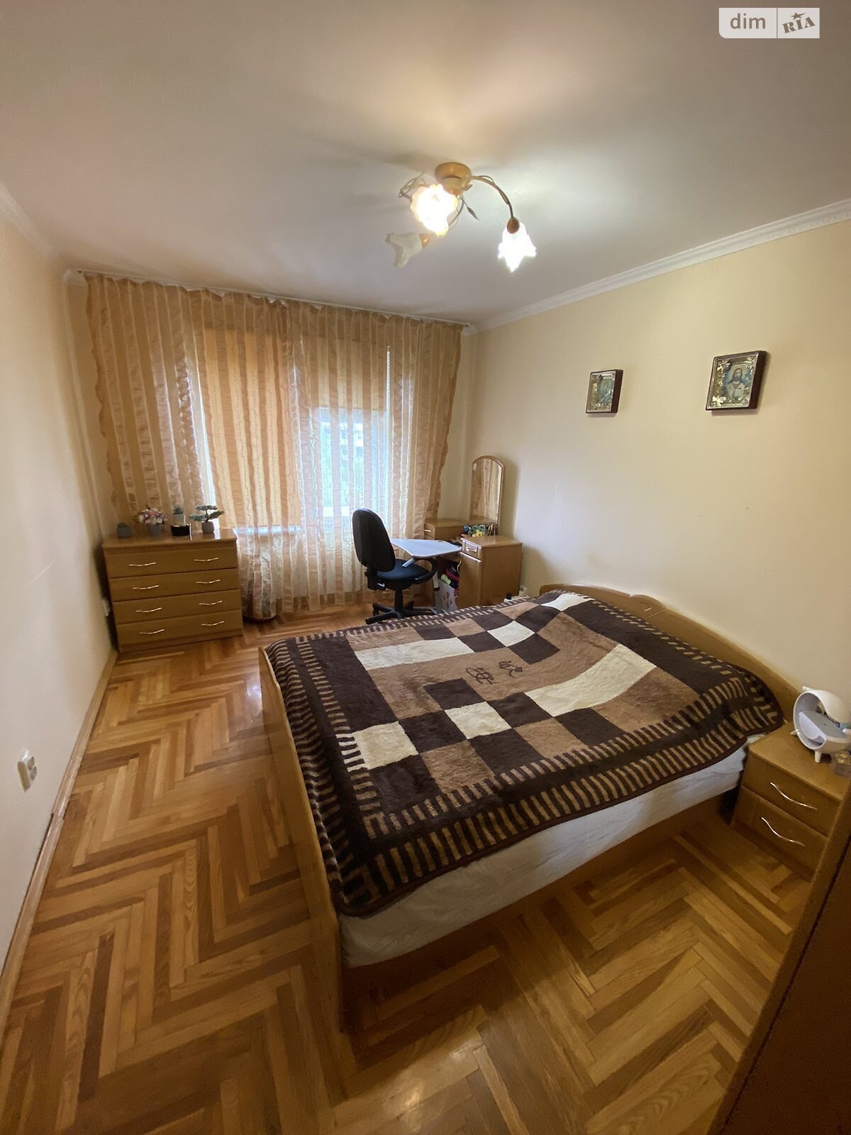 Продажа трехкомнатной квартиры в Ужгороде, на ул. Королева Академика 9, фото 1