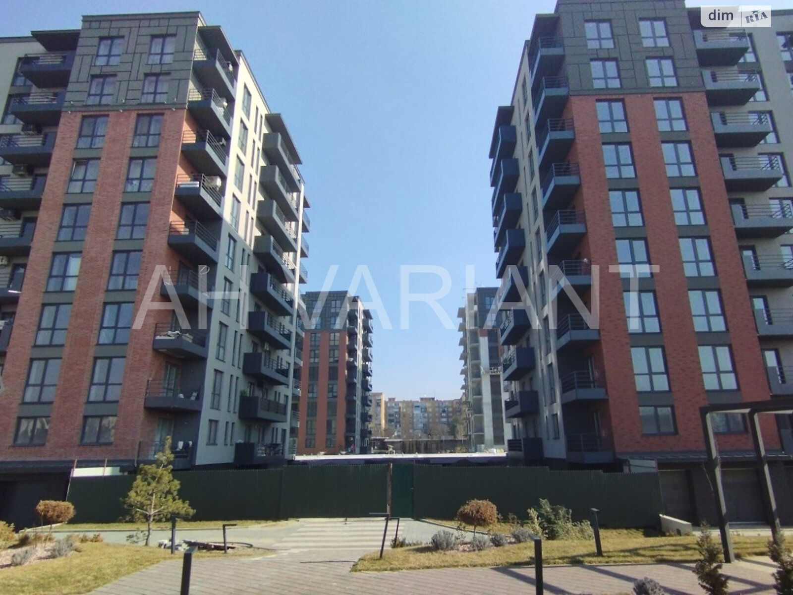Продаж двокімнатної квартири в Ужгороді, на вул. Легоцького 64, фото 1 Продаж двокімнатної квартири в Ужгороді, на вул. Легоцького 64, фото 1