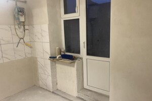Продаж двокімнатної квартири в Ужгороді, на вул. Божук, район Мала Прага фото 5