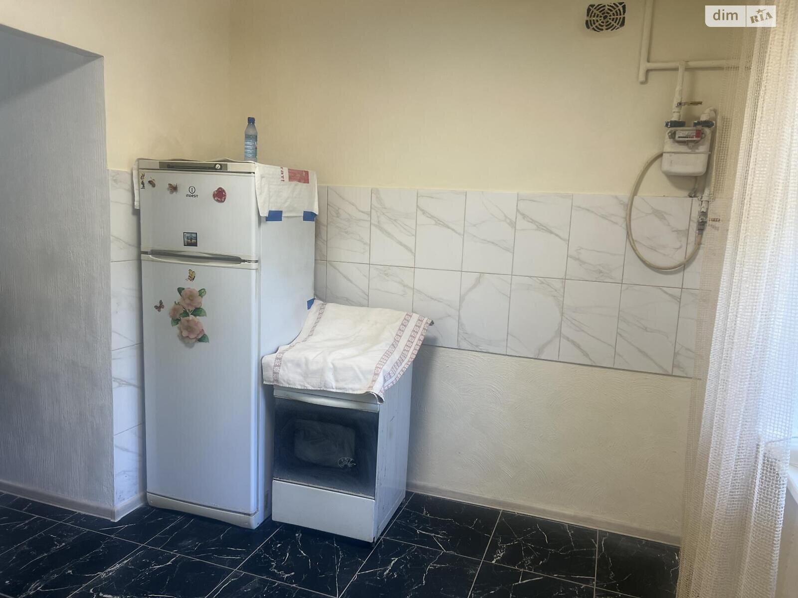 Продаж двокімнатної квартири в Ужгороді, на вул. Божук, район Мала Прага фото 4 Продаж двокімнатної квартири в Ужгороді, на вул. Божук, район Мала Прага фото 4