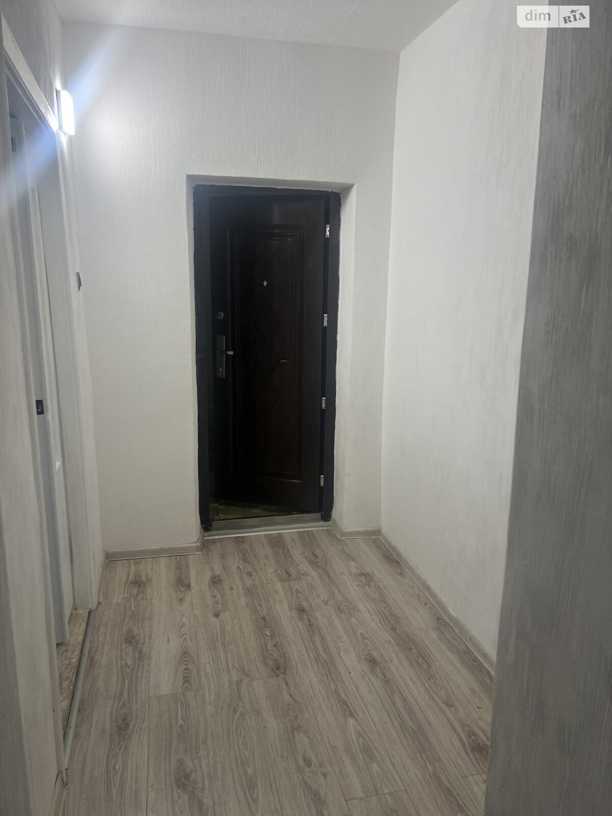 Продаж двокімнатної квартири в Ужгороді, на вул. Божук, район Мала Прага фото 4 Продаж двокімнатної квартири в Ужгороді, на вул. Божук, район Мала Прага фото 4