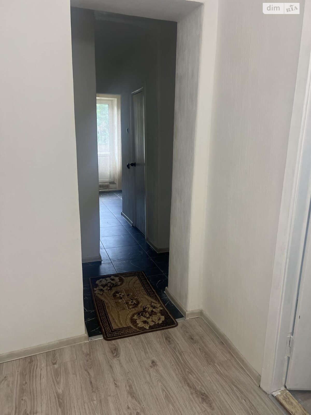 Продаж двокімнатної квартири в Ужгороді, на вул. Божук, район Мала Прага фото 4 Продаж двокімнатної квартири в Ужгороді, на вул. Божук, район Мала Прага фото 4