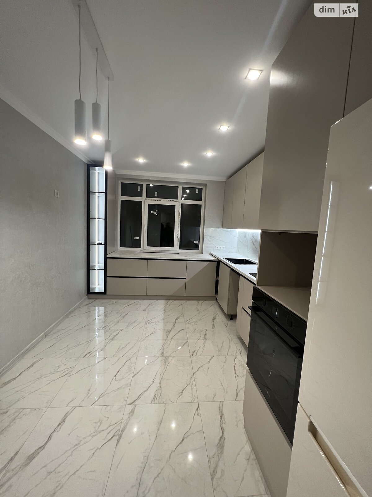 Продажа двухкомнатной квартиры в Ужгороде, на ул. Ивана Фогарашия 17 корпус 6, район Мала Прага фото 1 Продажа двухкомнатной квартиры в Ужгороде, на ул. Ивана Фогарашия 17 корпус 6, район Мала Прага фото 1