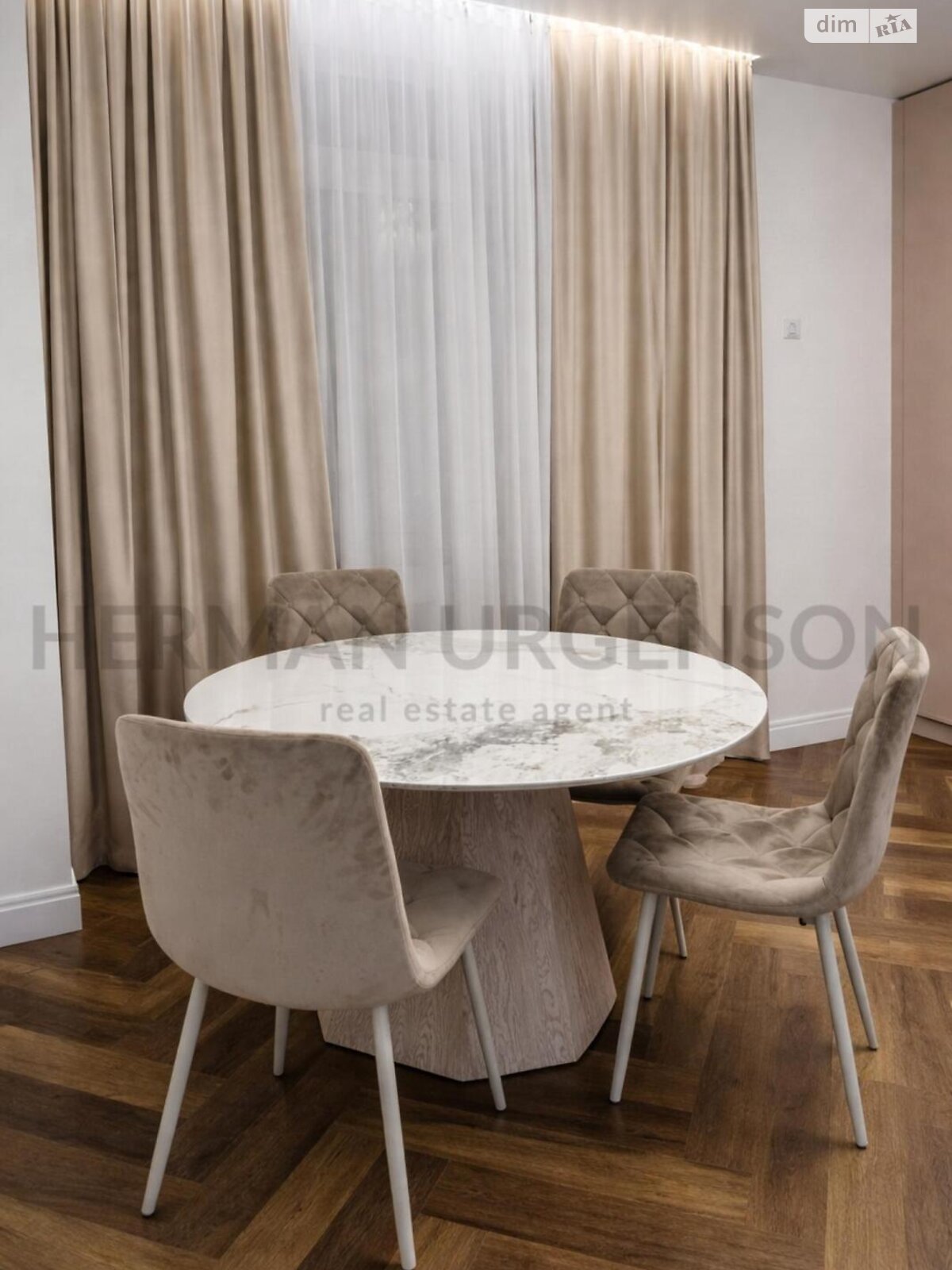 Продажа однокомнатной квартиры в Ужгороде, на ул. Ивана Фогарашия, район Мала Прага фото 1 Продажа однокомнатной квартиры в Ужгороде, на ул. Ивана Фогарашия, район Мала Прага фото 1