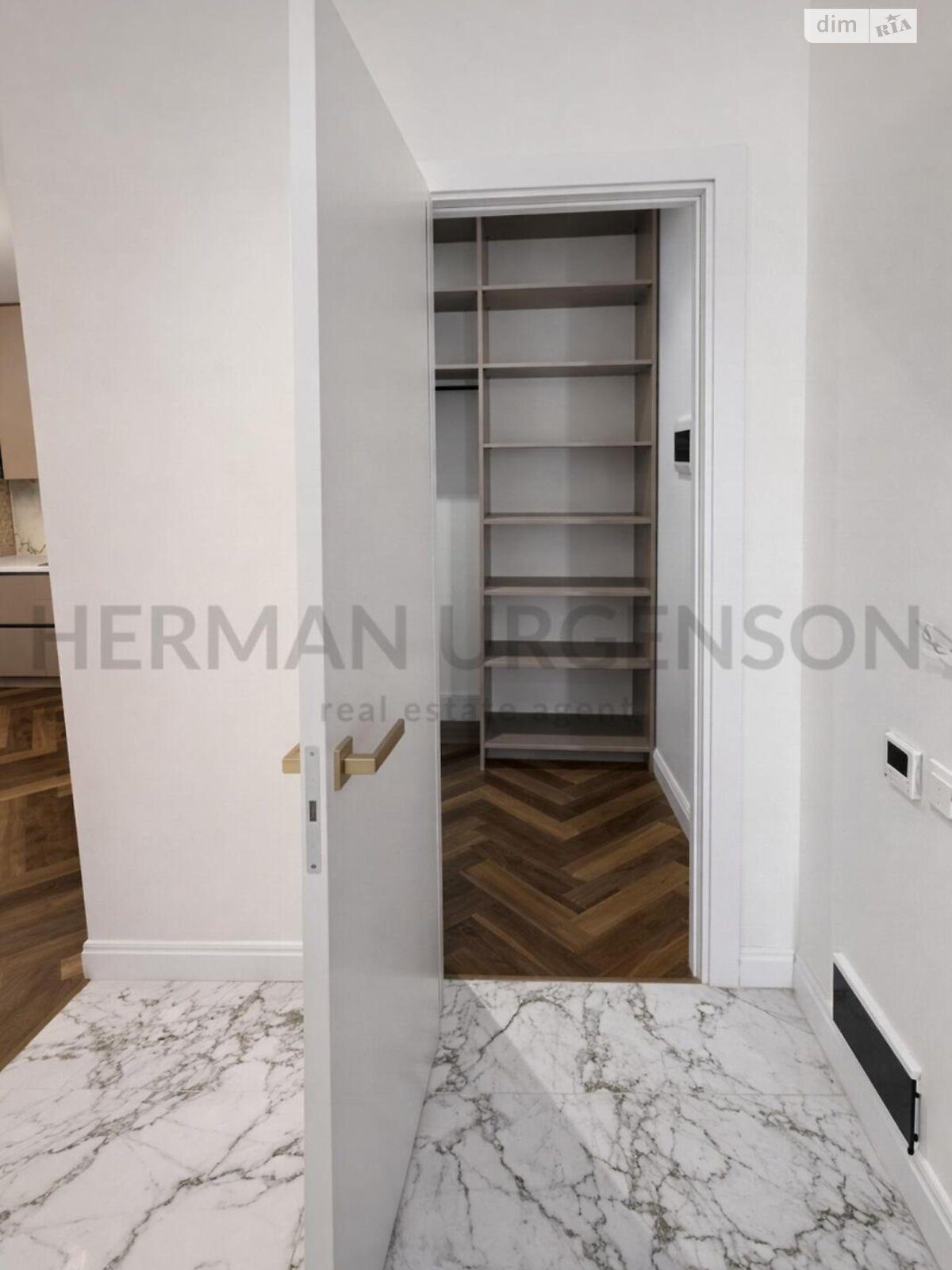 Продажа однокомнатной квартиры в Ужгороде, на ул. Ивана Фогарашия, район Мала Прага фото 1 Продажа однокомнатной квартиры в Ужгороде, на ул. Ивана Фогарашия, район Мала Прага фото 1