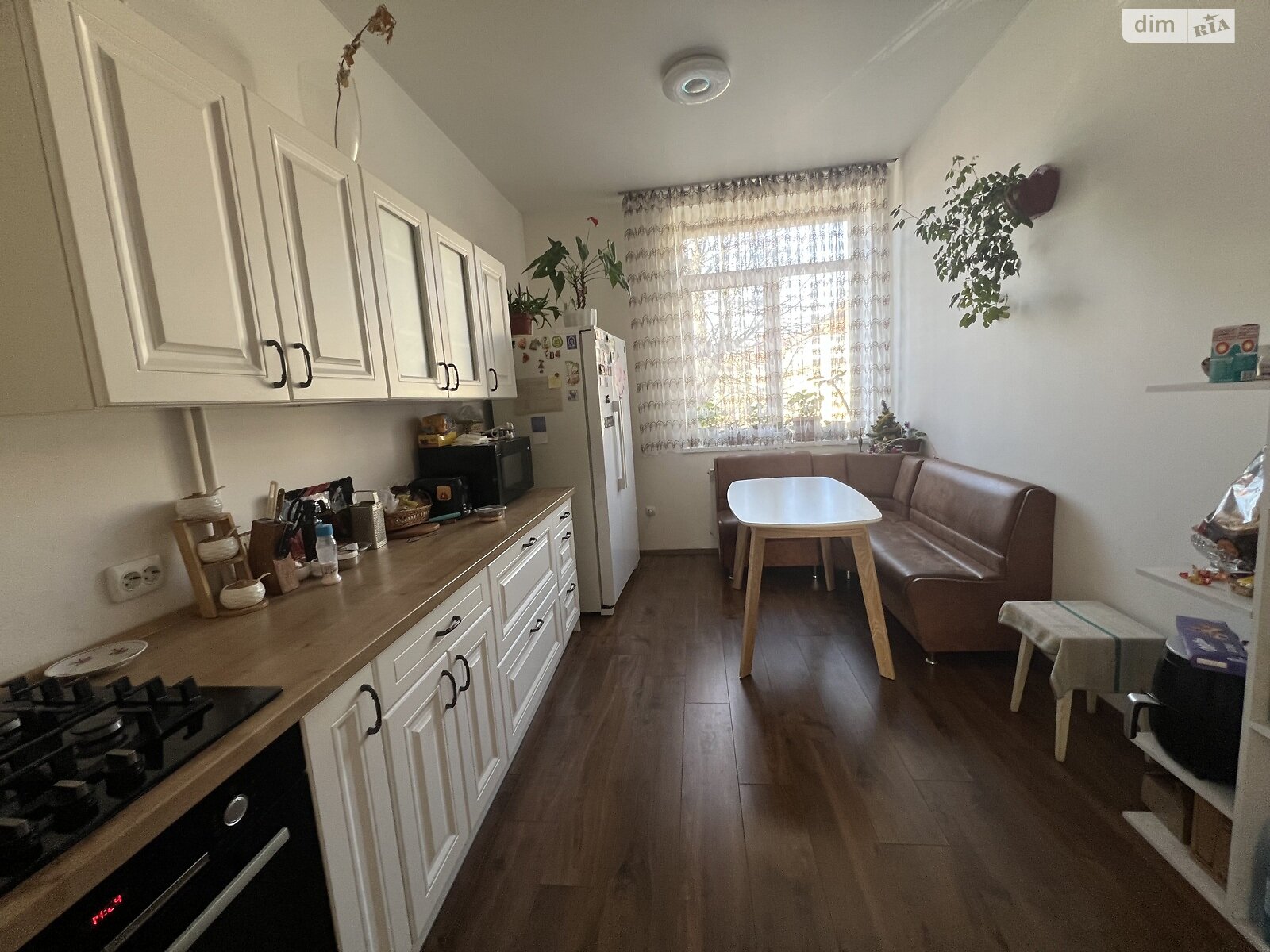 Продажа трехкомнатной квартиры в Ужгороде, на ул. Довженко, район Малый Галагов фото 1 Продажа трехкомнатной квартиры в Ужгороде, на ул. Довженко, район Малый Галагов фото 1