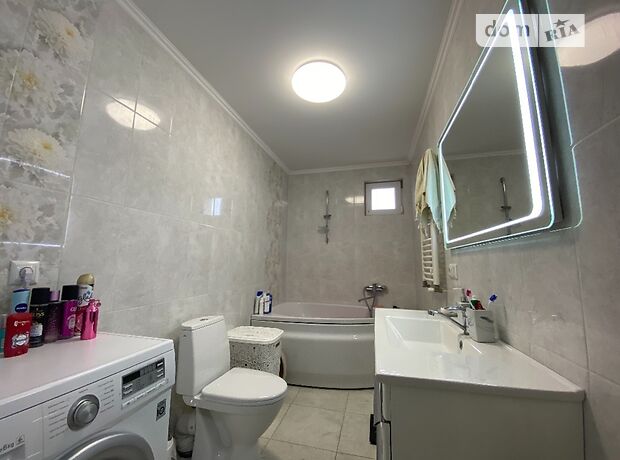 Продажа двухкомнатной квартиры в Ужгороде, на ул. Василия Нимчука 1, район Минай фото 1 Продажа двухкомнатной квартиры в Ужгороде, на ул. Василия Нимчука 1, район Минай фото 1