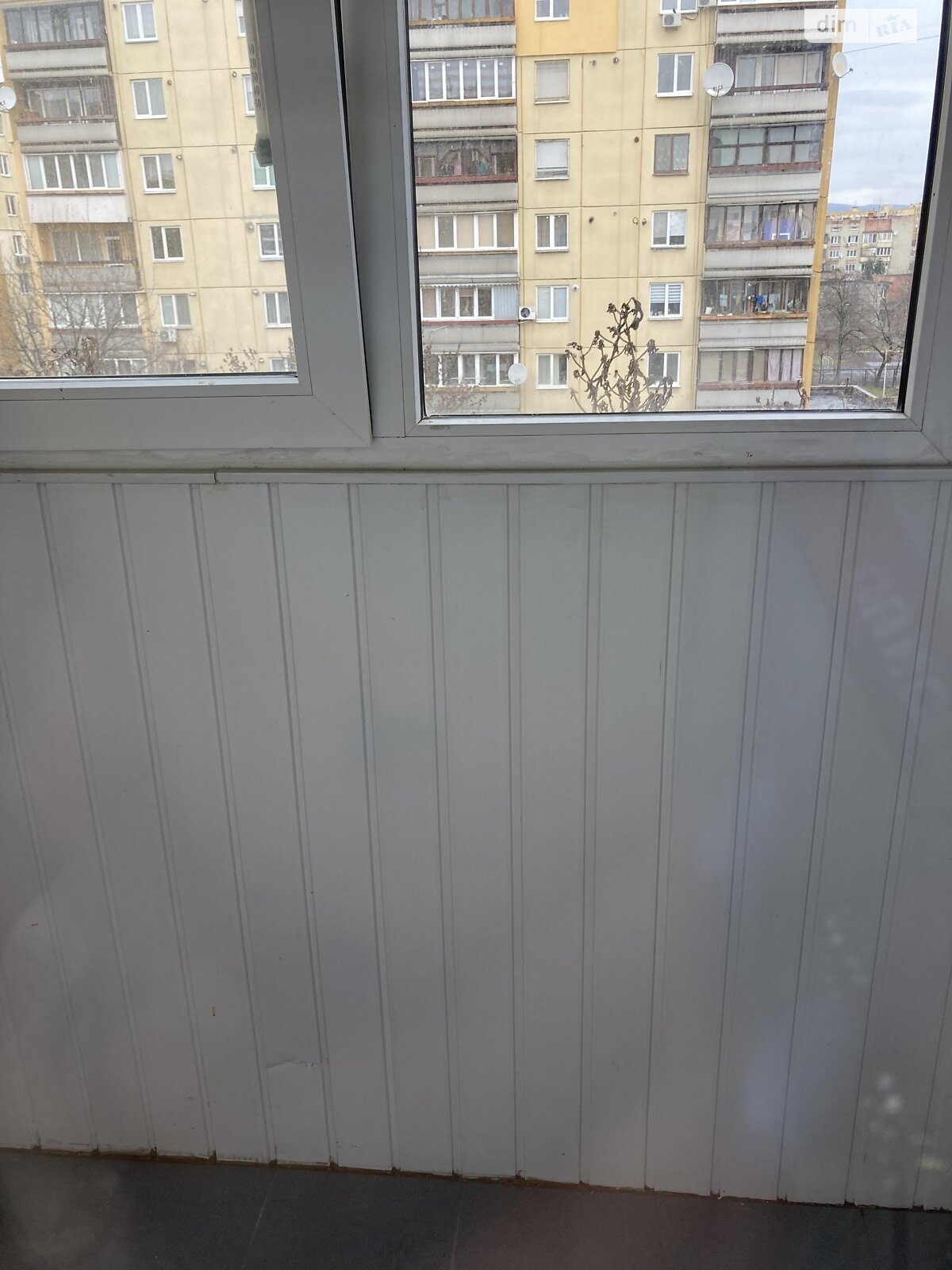Продажа трехкомнатной квартиры в Ужгороде, на ул. Минайская, фото 1