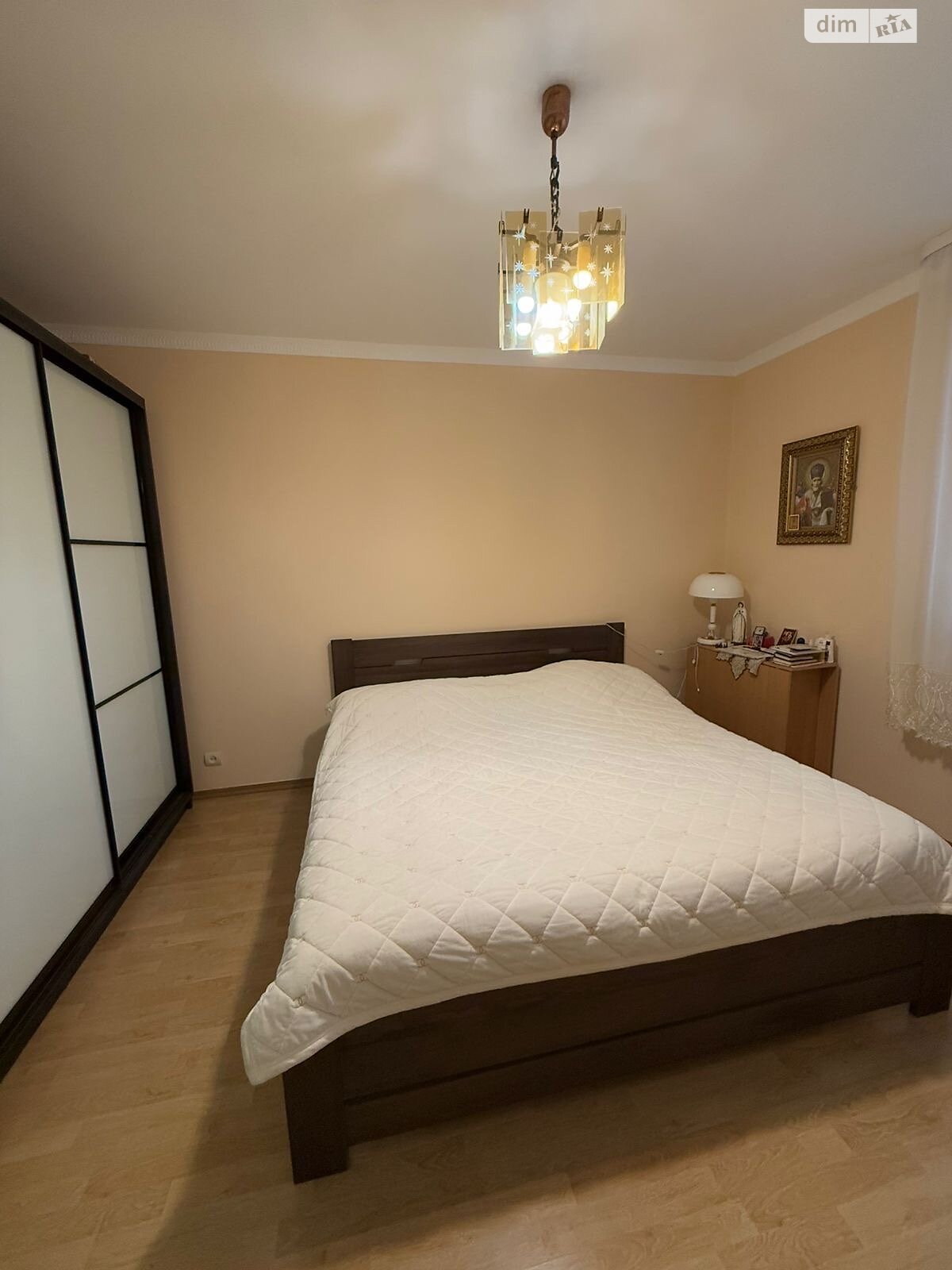 Продажа трехкомнатной квартиры в Ужгороде, на ул. Минайская, фото 1 Продажа трехкомнатной квартиры в Ужгороде, на ул. Минайская, фото 1