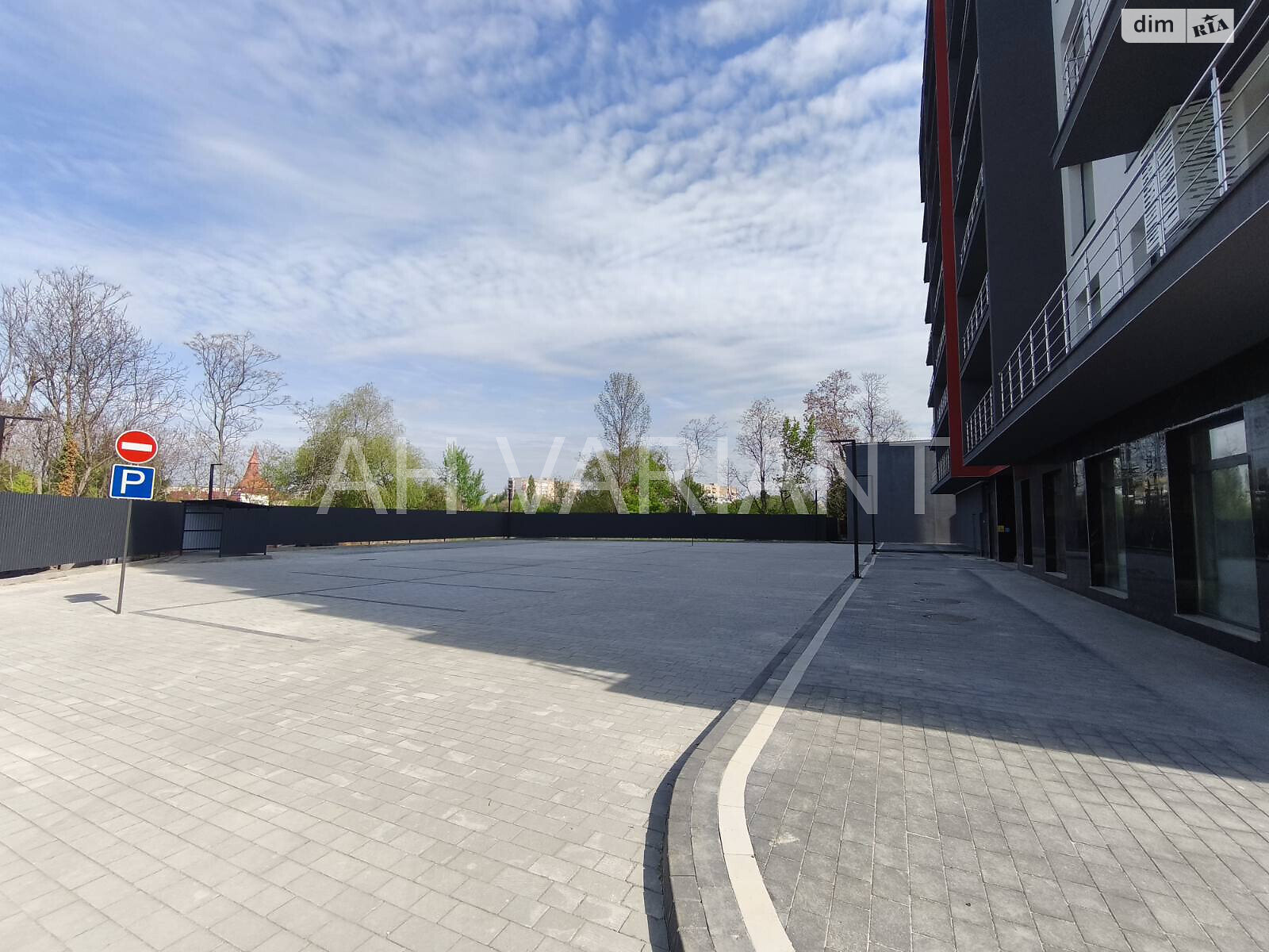 Продаж однокімнатної квартири в Ужгороді, на вул. Минайська, фото 1 Продаж однокімнатної квартири в Ужгороді, на вул. Минайська, фото 1