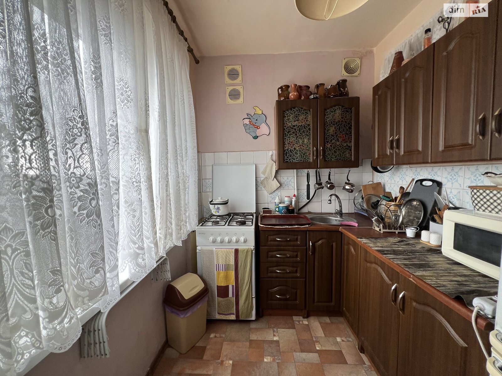 Продаж двокімнатної квартири в Ужгороді, на вул. Національної Гвардії, фото 1 Продаж двокімнатної квартири в Ужгороді, на вул. Національної Гвардії, фото 1