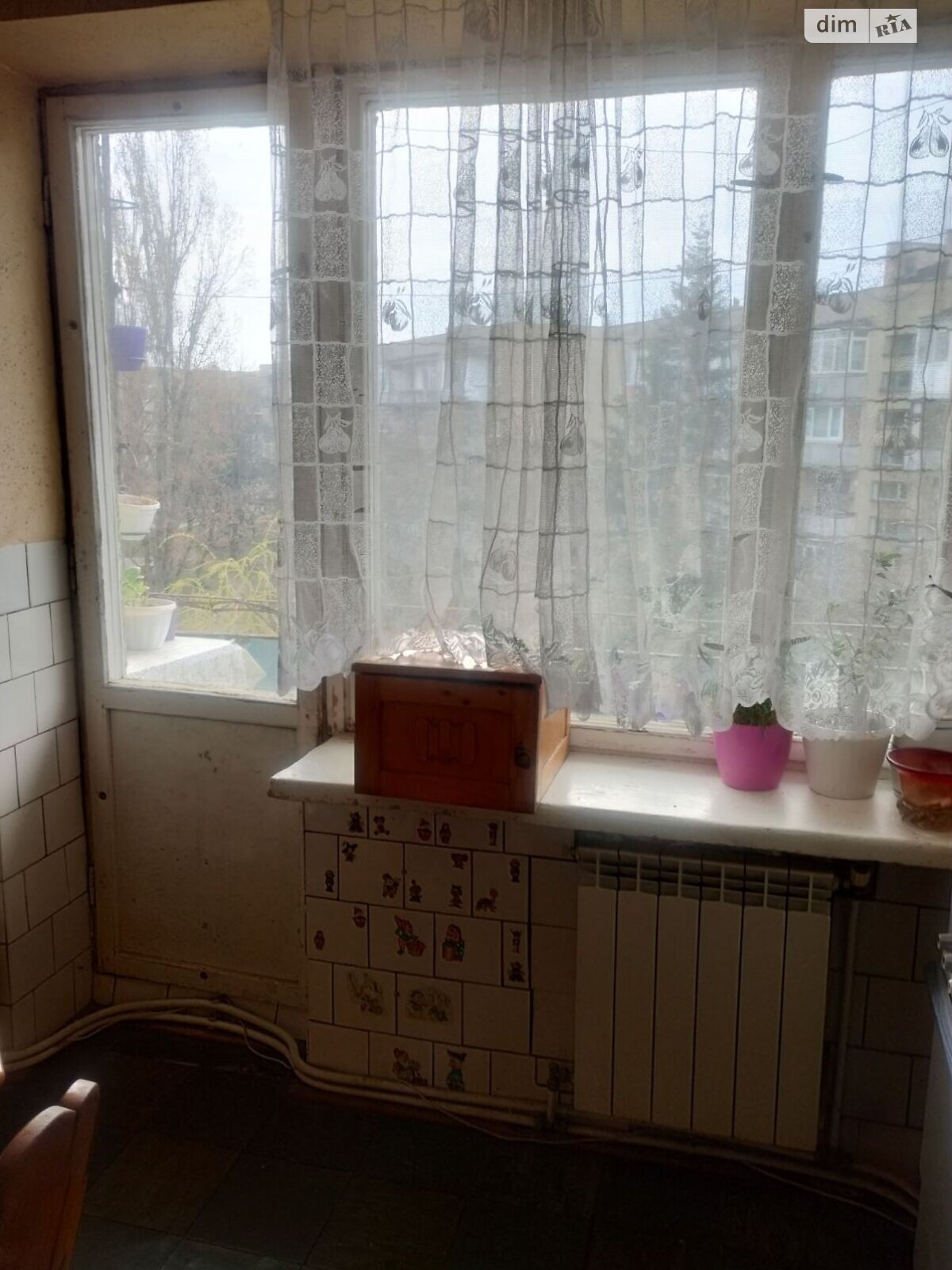 Продаж чотирикімнатної квартири в Ужгороді, на вул. 8-го Березня, район Новий фото 1