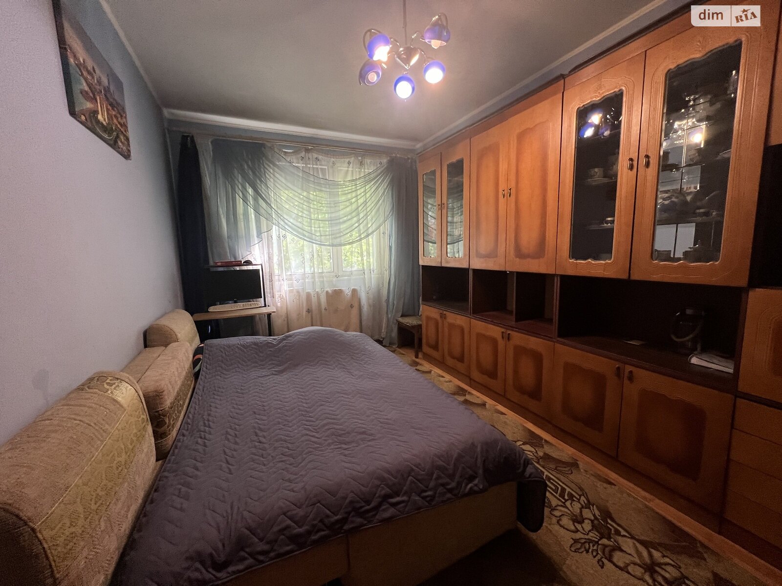 Продаж трикімнатної квартири в Ужгороді, на вул. Героїв 128-ї Бригади, район Новий фото 1 Продаж трикімнатної квартири в Ужгороді, на вул. Героїв 128-ї Бригади, район Новий фото 1