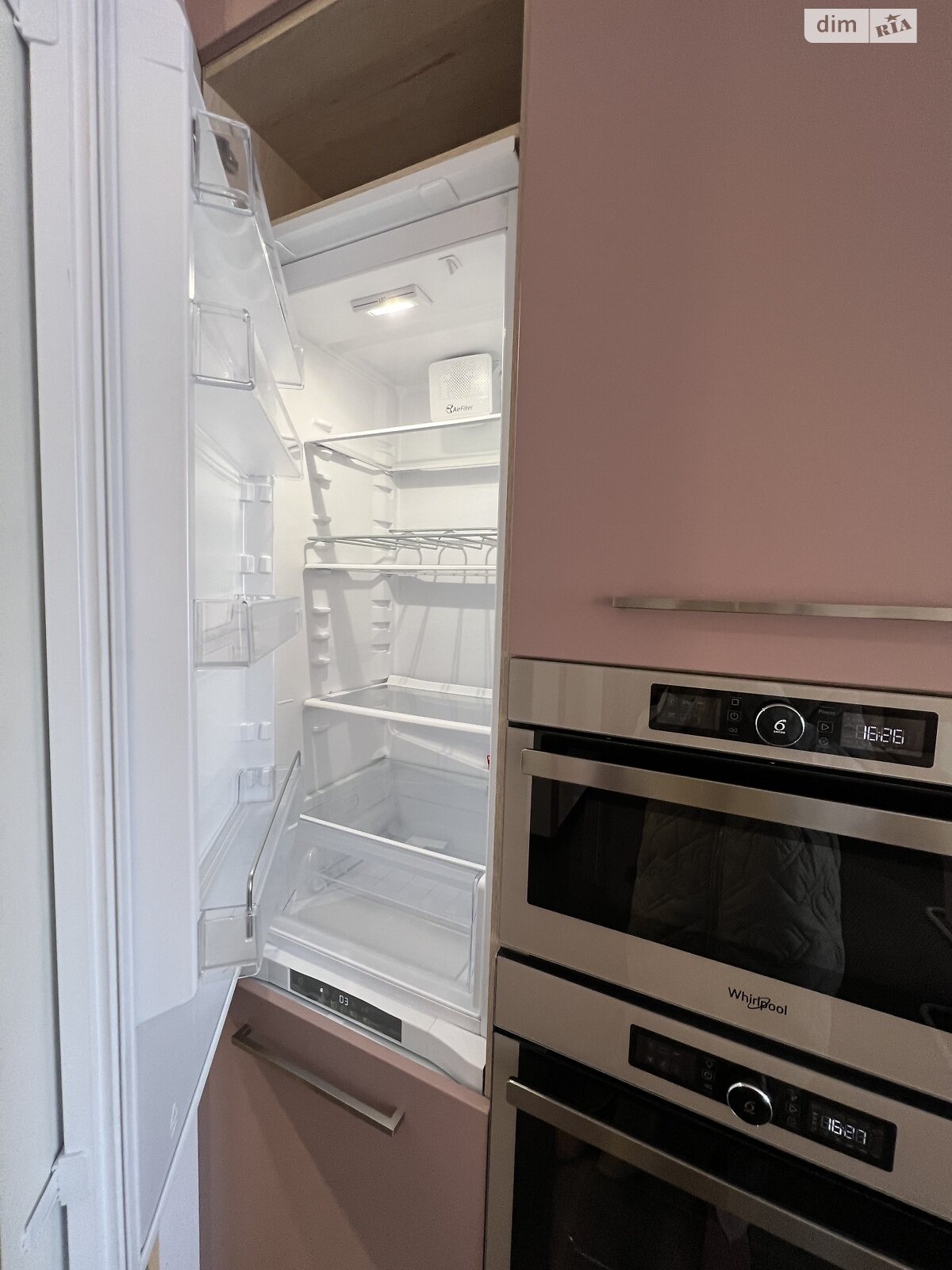 Продажа четырехкомнатной квартиры в Ужгороде, на ул. Богомольца, район Новый фото 1 Продажа четырехкомнатной квартиры в Ужгороде, на ул. Богомольца, район Новый фото 1