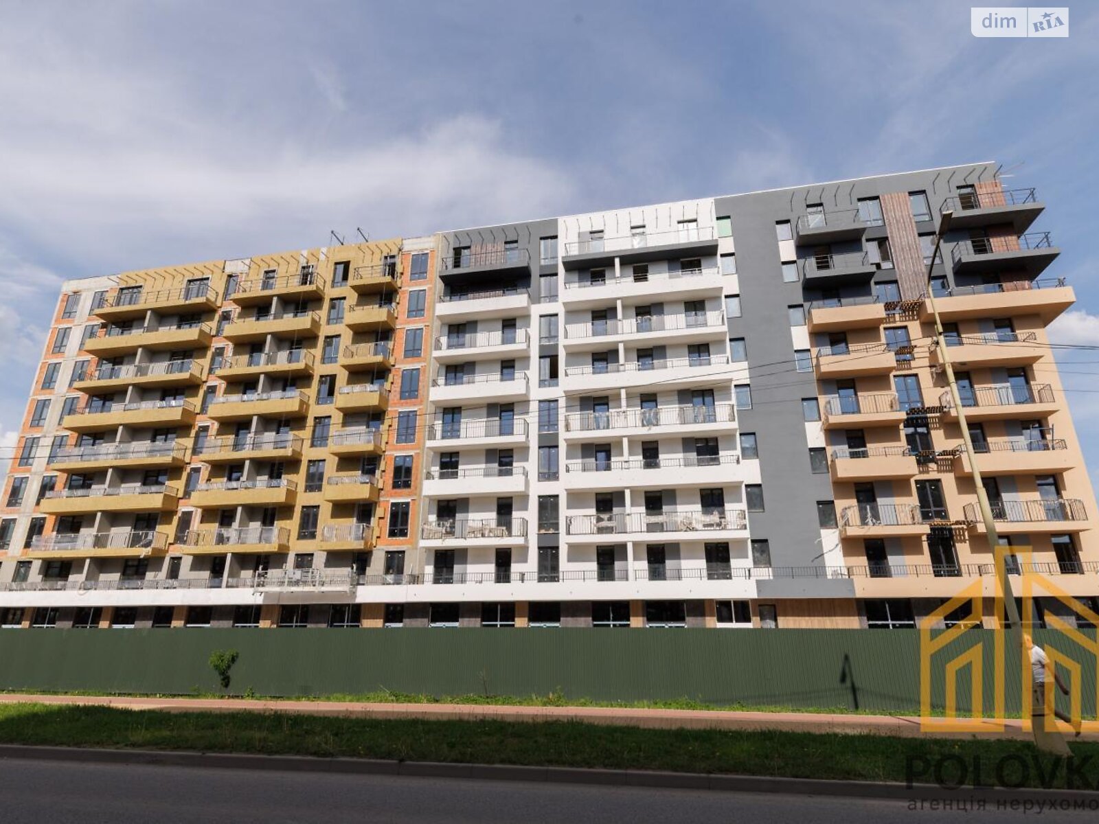 Продажа двухкомнатной квартиры в Ужгороде, на ул. Богомольца 29, район Новый фото 1 Продажа двухкомнатной квартиры в Ужгороде, на ул. Богомольца 29, район Новый фото 1