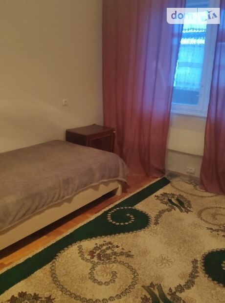 Продажа трехкомнатной квартиры в Ужгороде, на ул. Черновола район Новый фото 1 Продажа трехкомнатной квартиры в Ужгороде, на ул. Черновола район Новый фото 1