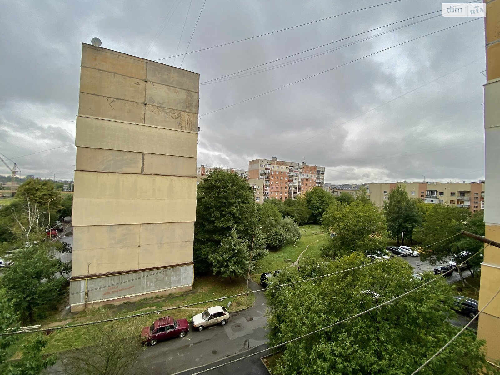 Продажа трехкомнатной квартиры в Ужгороде, на ул. Черновола 33, район Новый фото 1 Продажа трехкомнатной квартиры в Ужгороде, на ул. Черновола 33, район Новый фото 1