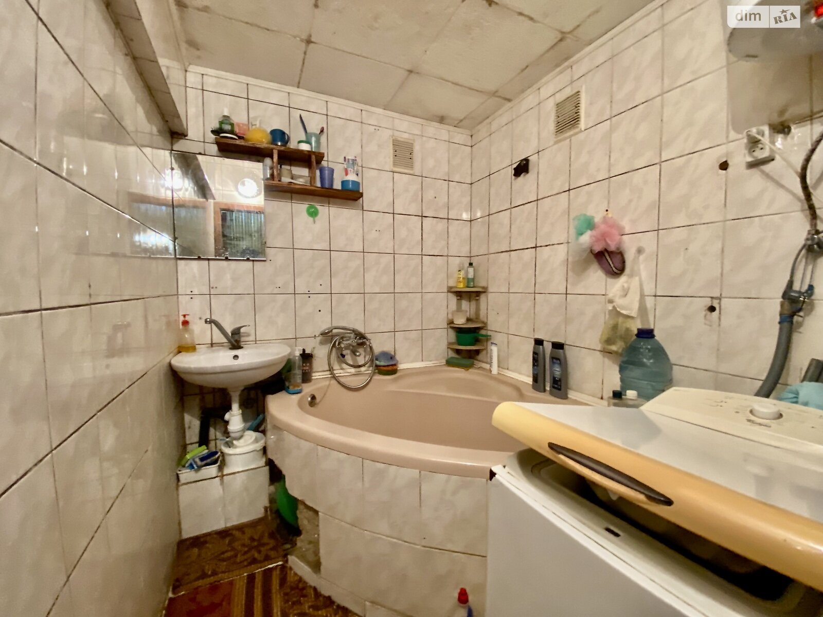 Продажа трехкомнатной квартиры в Ужгороде, на ул. Черновола 33, район Новый фото 1 Продажа трехкомнатной квартиры в Ужгороде, на ул. Черновола 33, район Новый фото 1