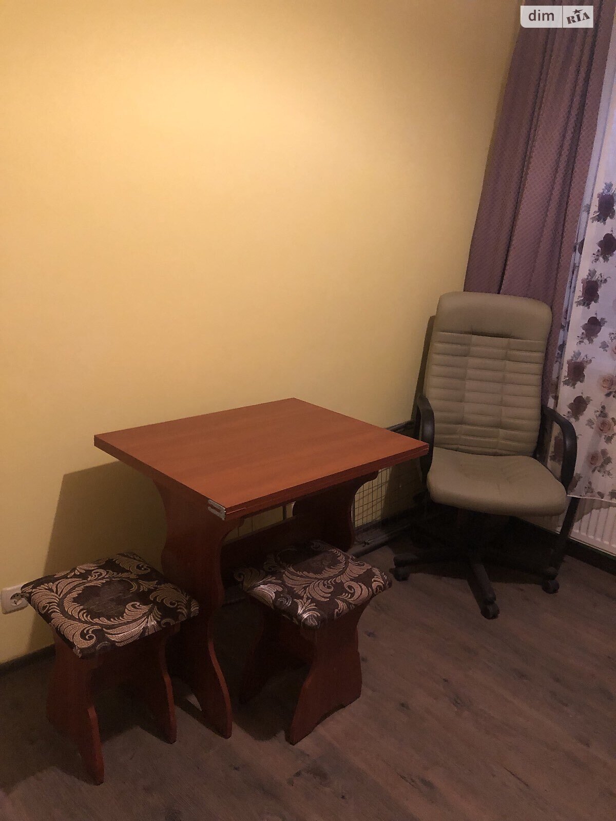 Продаж однокімнатної квартири в Ужгороді, на вул. Єнківська 29, район Новий фото 1 Продаж однокімнатної квартири в Ужгороді, на вул. Єнківська 29, район Новий фото 1
