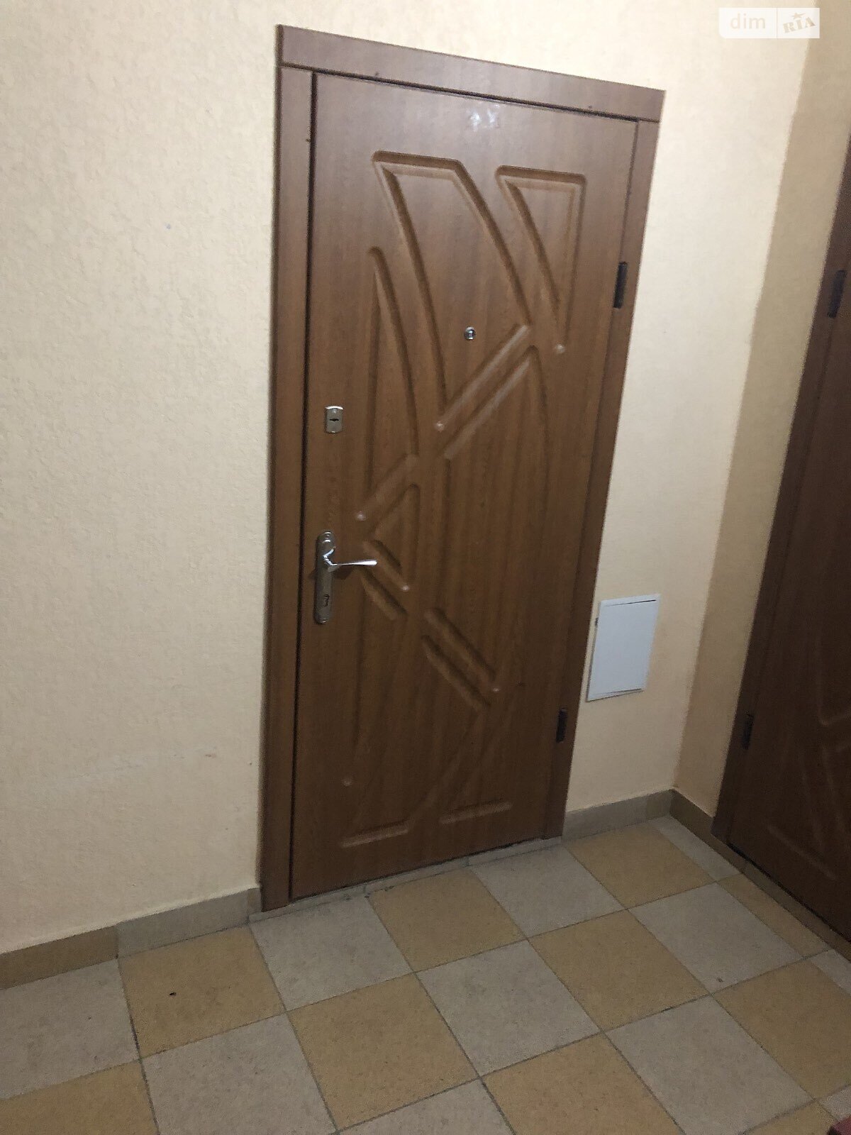 Продаж однокімнатної квартири в Ужгороді, на вул. Єнківська 29, район Новий фото 1 Продаж однокімнатної квартири в Ужгороді, на вул. Єнківська 29, район Новий фото 1