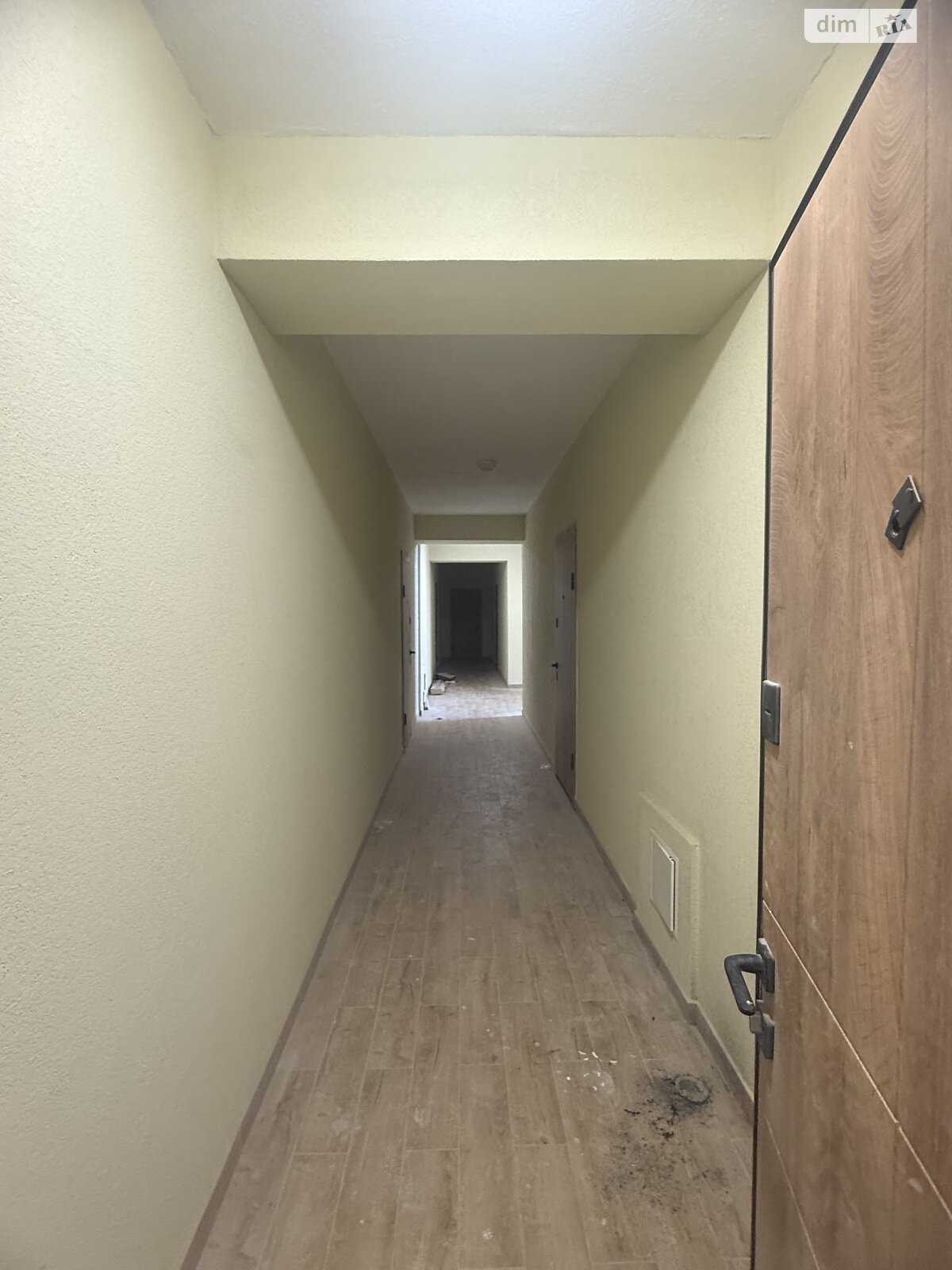 Продажа однокомнатной квартиры в Ужгороде, на ул. Енковская 31, район Новый фото 1