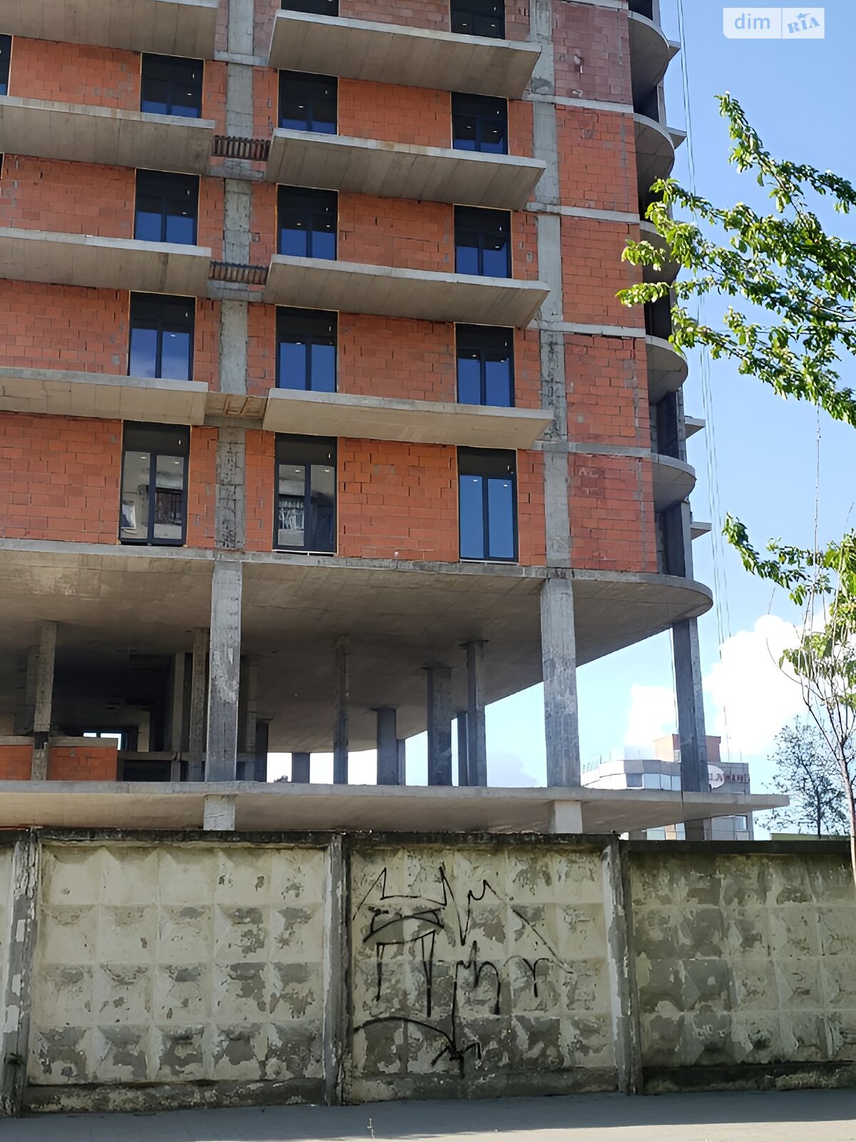 Продаж двокімнатної квартири в Ужгороді, на вул. Грушевського 4А, район Новий фото 1 Продаж двокімнатної квартири в Ужгороді, на вул. Грушевського 4А, район Новий фото 1
