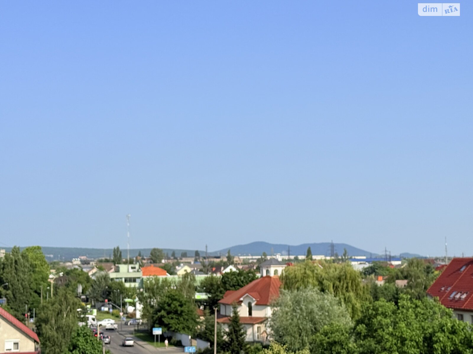 Продаж трикімнатної квартири в Ужгороді, на вул. Ігоря Сікорського 16А, кв. 44, район Новий фото 1 Продаж трикімнатної квартири в Ужгороді, на вул. Ігоря Сікорського 16А, кв. 44, район Новий фото 1