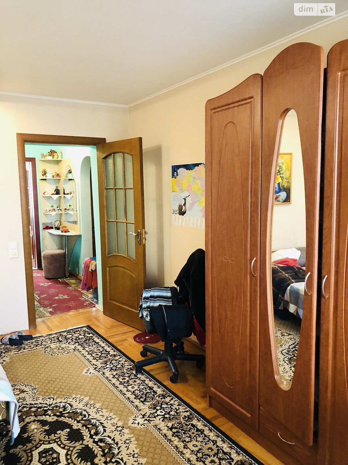 Продаж трикімнатної квартири в Ужгороді, на вул. Капушанська, район Новий фото 1 Продаж трикімнатної квартири в Ужгороді, на вул. Капушанська, район Новий фото 1