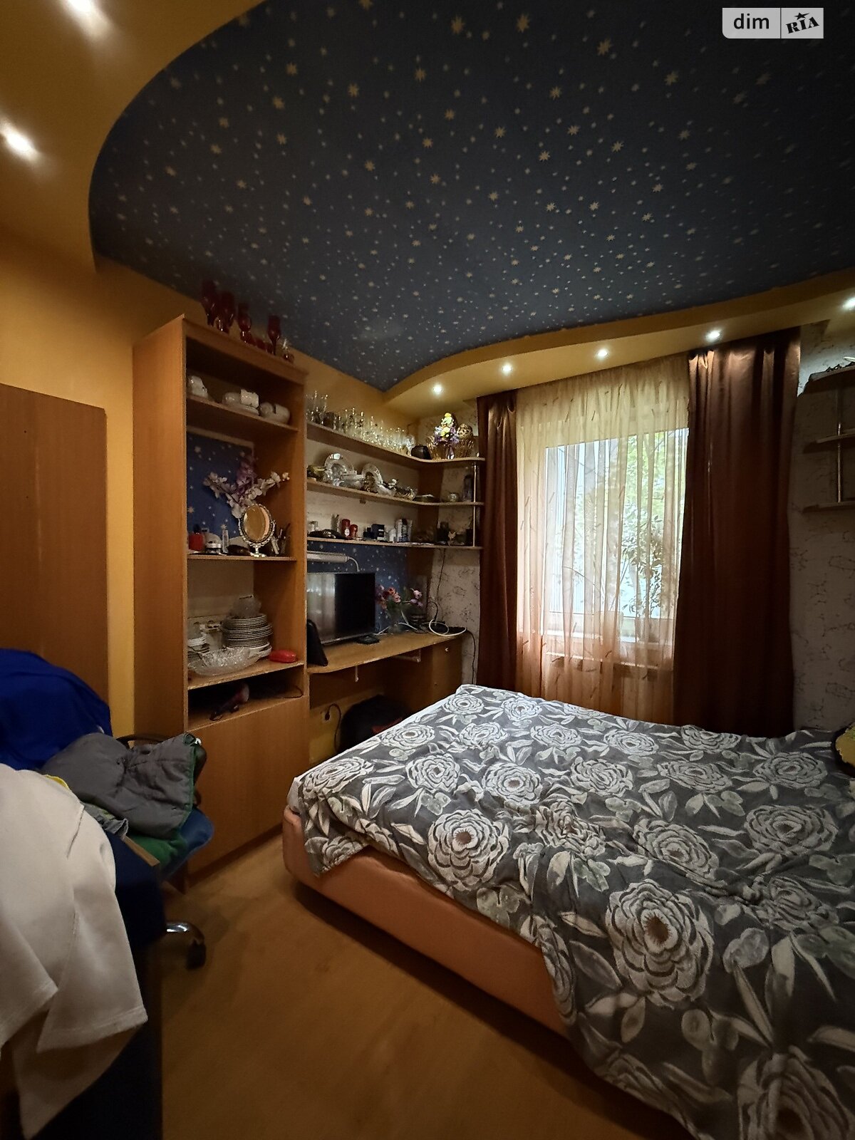 Продаж трикімнатної квартири в Ужгороді, на вул. Капушанська, район Новий фото 1 Продаж трикімнатної квартири в Ужгороді, на вул. Капушанська, район Новий фото 1