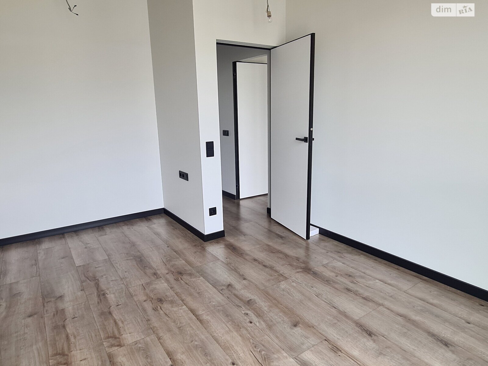 Продажа трехкомнатной квартиры в Ужгороде, на ул. Легоцкого 80 корпус 1, район Новый фото 1 Продажа трехкомнатной квартиры в Ужгороде, на ул. Легоцкого 80 корпус 1, район Новый фото 1