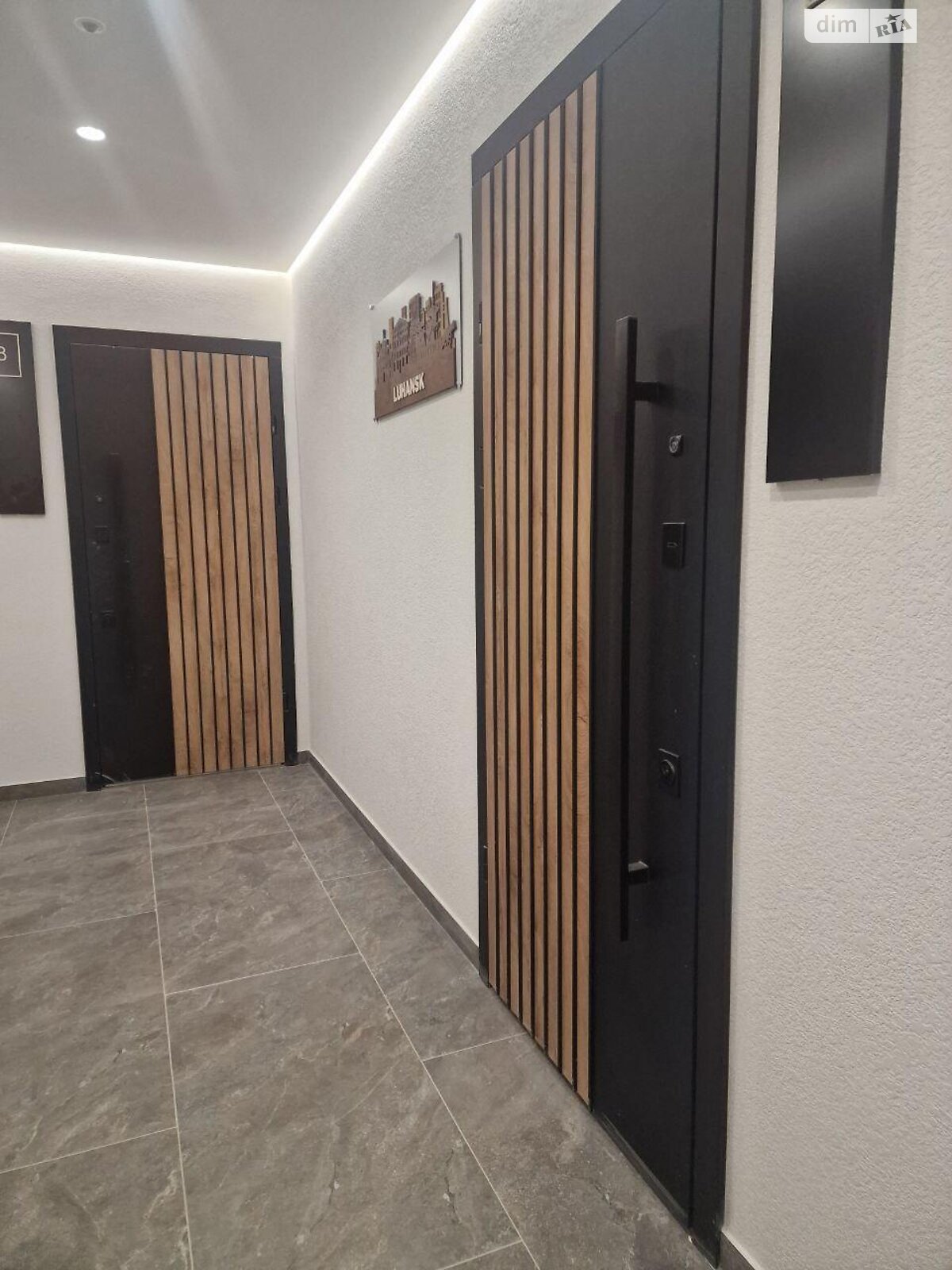 Продажа двухкомнатной квартиры в Ужгороде, на ул. Легоцкого 80/9, район Новый фото 1 Продажа двухкомнатной квартиры в Ужгороде, на ул. Легоцкого 80/9, район Новый фото 1
