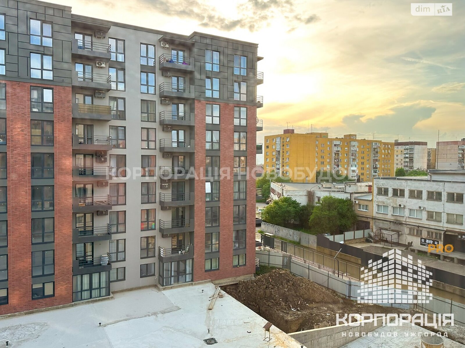 Продажа двухкомнатной квартиры в Ужгороде, на ул. Легоцкого, район Новый фото 1 Продажа двухкомнатной квартиры в Ужгороде, на ул. Легоцкого, район Новый фото 1