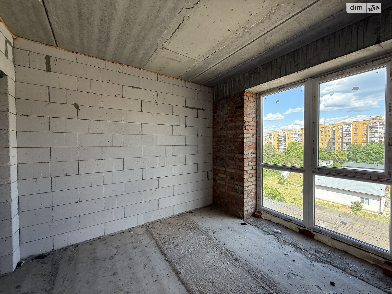 Продаж двокімнатної квартири в Ужгороді, на вул. Легоцького 64Б, кв. 28, район Новий фото 1 Продаж двокімнатної квартири в Ужгороді, на вул. Легоцького 64Б, кв. 28, район Новий фото 1