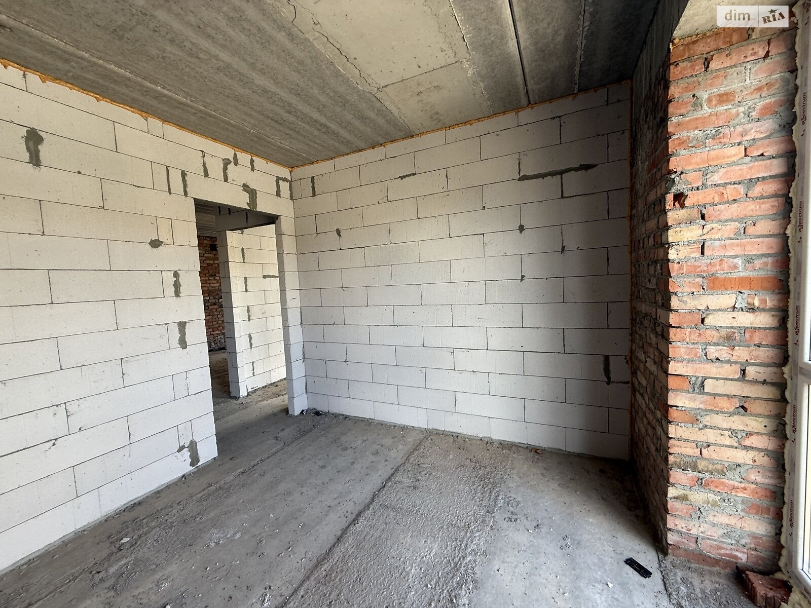 Продаж двокімнатної квартири в Ужгороді, на вул. Легоцького 64Б, кв. 28, район Новий фото 1 Продаж двокімнатної квартири в Ужгороді, на вул. Легоцького 64Б, кв. 28, район Новий фото 1