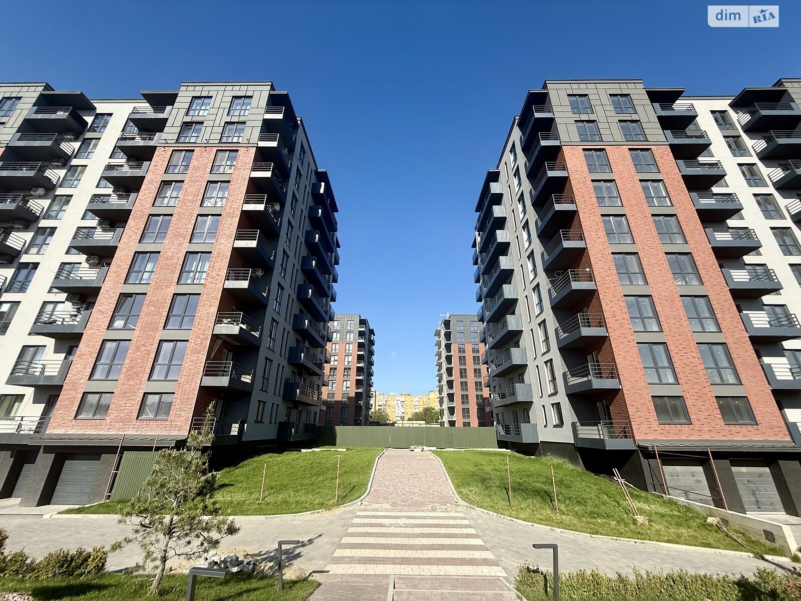 Продажа двухкомнатной квартиры в Ужгороде, на ул. Легоцкого 64А, кв. 37, район Новый фото 1 Продажа двухкомнатной квартиры в Ужгороде, на ул. Легоцкого 64А, кв. 37, район Новый фото 1