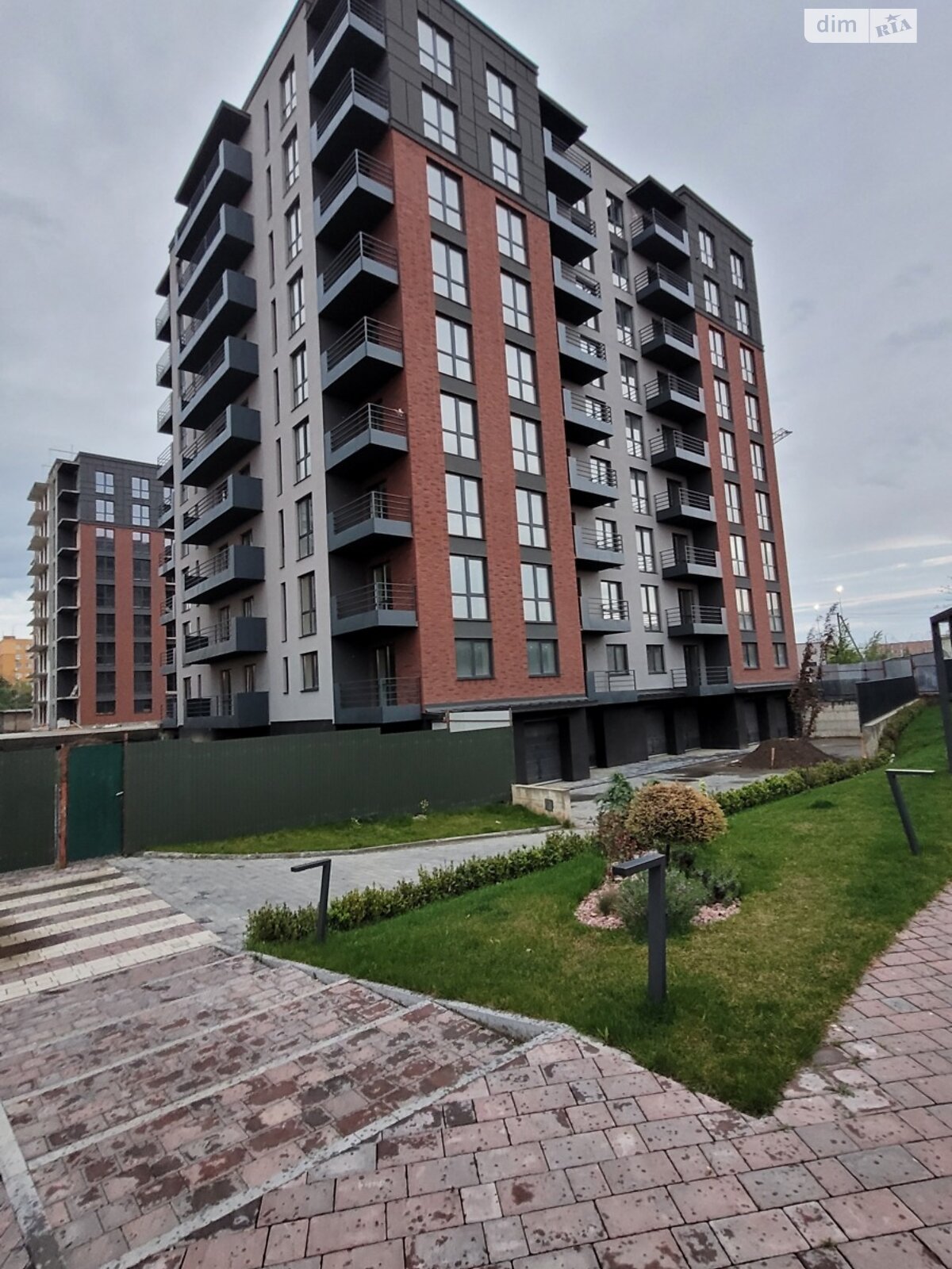 Продажа двухкомнатной квартиры в Ужгороде, на ул. Легоцкого 64Б, район Новый фото 1 Продажа двухкомнатной квартиры в Ужгороде, на ул. Легоцкого 64Б, район Новый фото 1