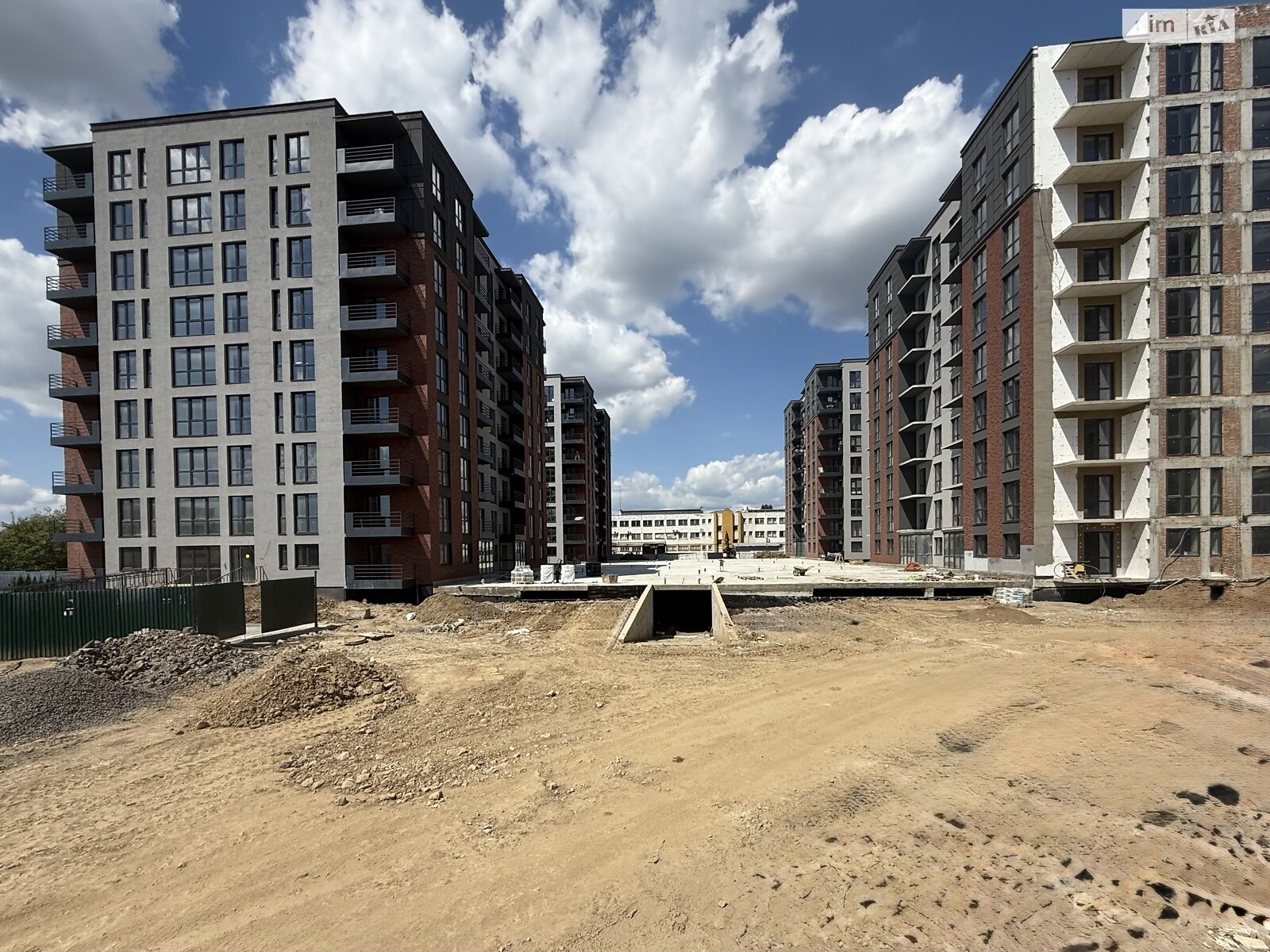 Продажа двухкомнатной квартиры в Ужгороде, на ул. Легоцкого 64Б, кв. 9, район Новый фото 1 Продажа двухкомнатной квартиры в Ужгороде, на ул. Легоцкого 64Б, кв. 9, район Новый фото 1