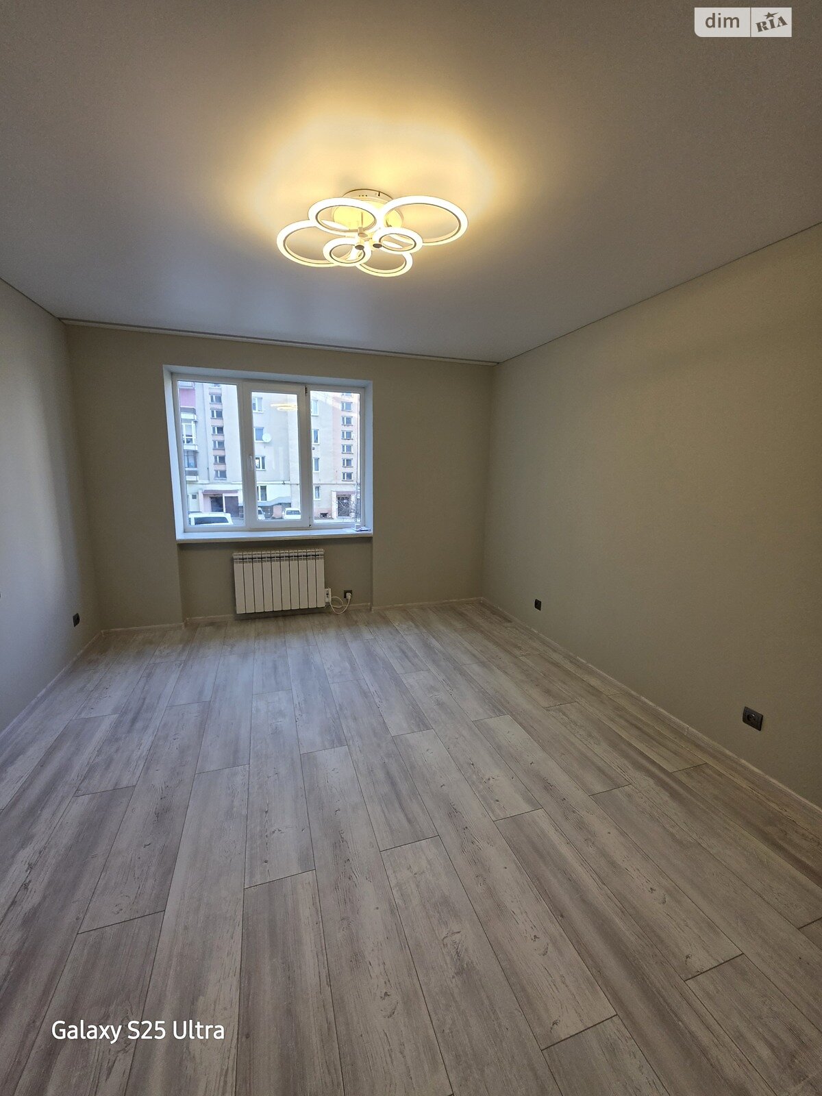 Продажа двухкомнатной квартиры в Ужгороде, на ул. Легоцкого 5/1, район Новый фото 1 Продажа двухкомнатной квартиры в Ужгороде, на ул. Легоцкого 5/1, район Новый фото 1